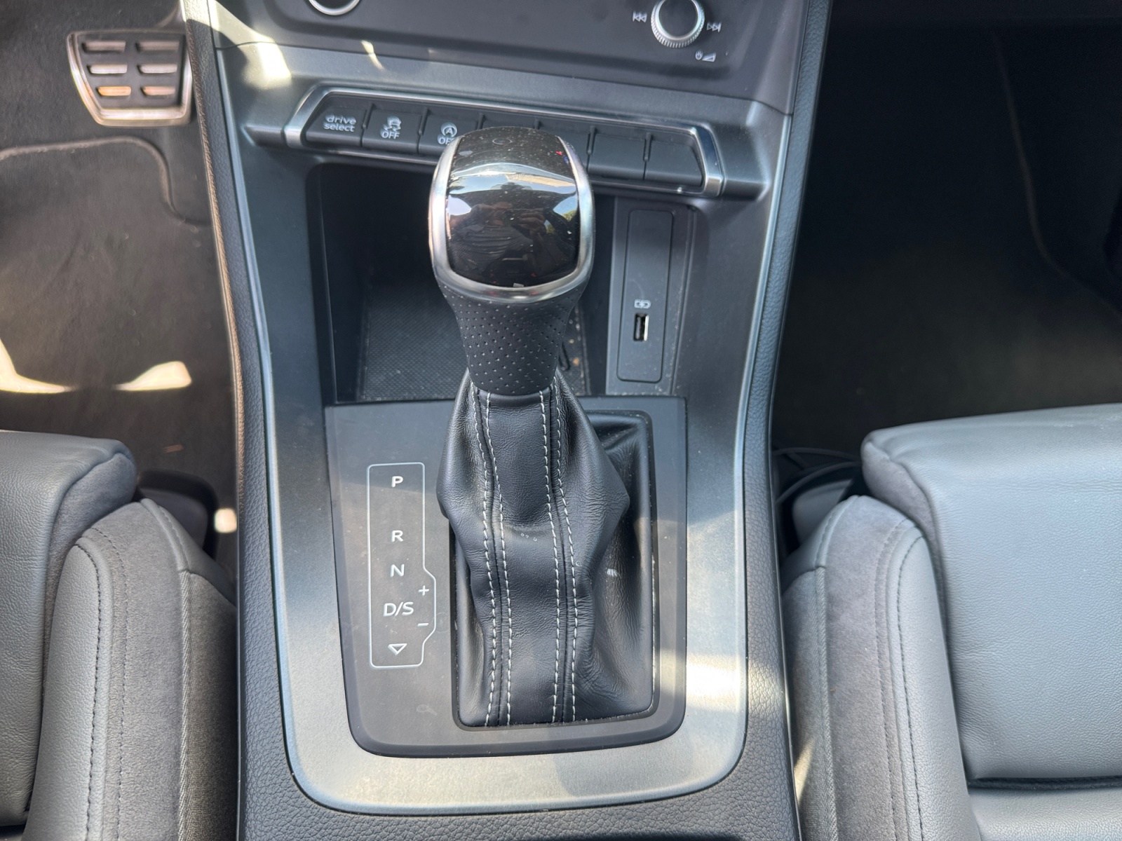 Audi Q3 22
