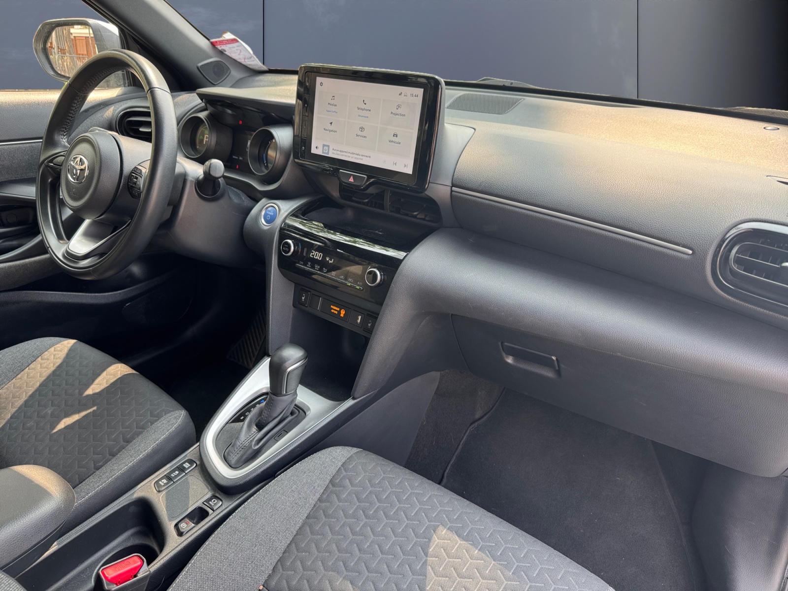 Toyota Yaris Cross 12