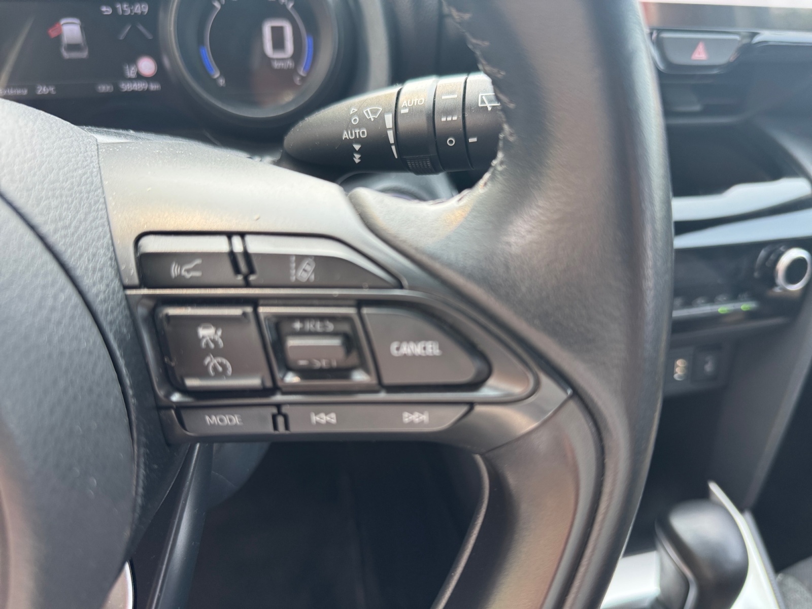 Toyota Yaris Cross 23