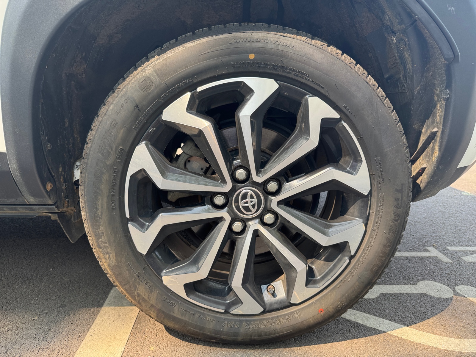 Toyota Yaris Cross 30