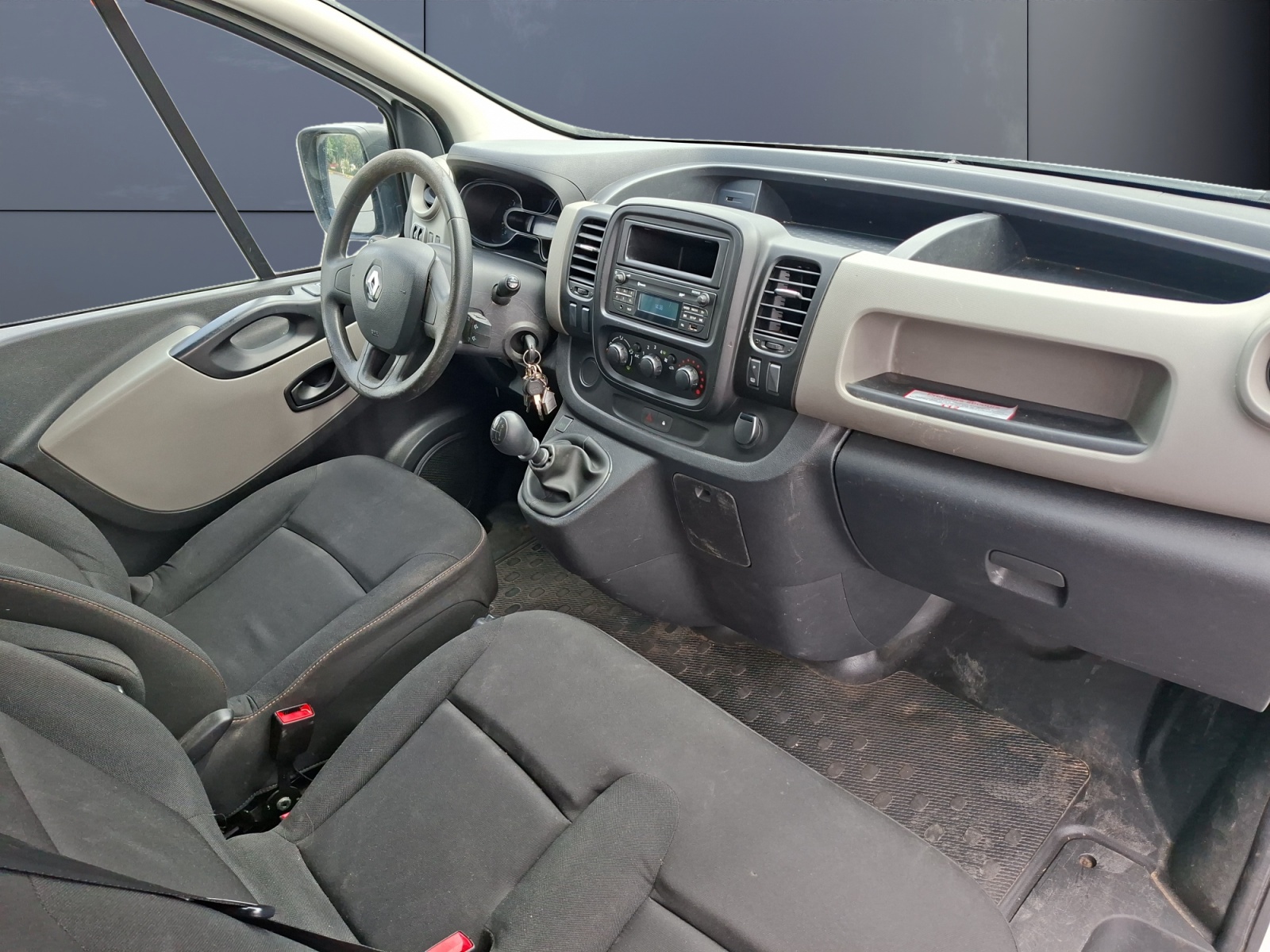 Renault Trafic Vu 29