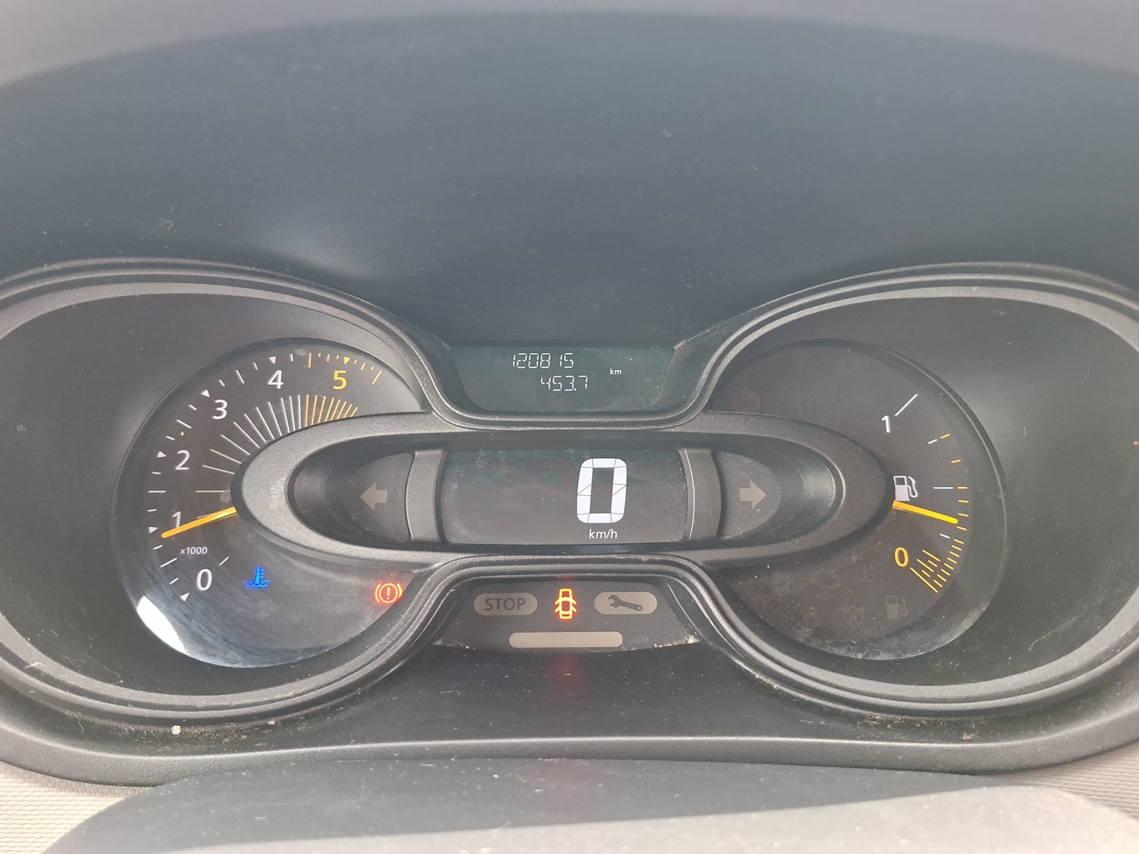 Renault Trafic Vu 32
