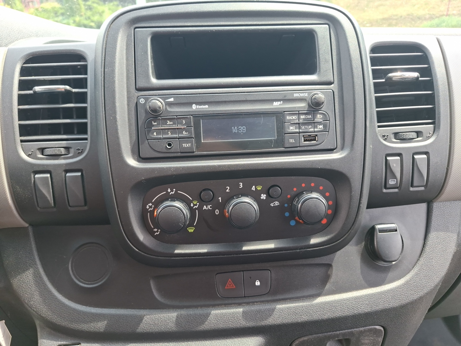 Renault Trafic Vu 15