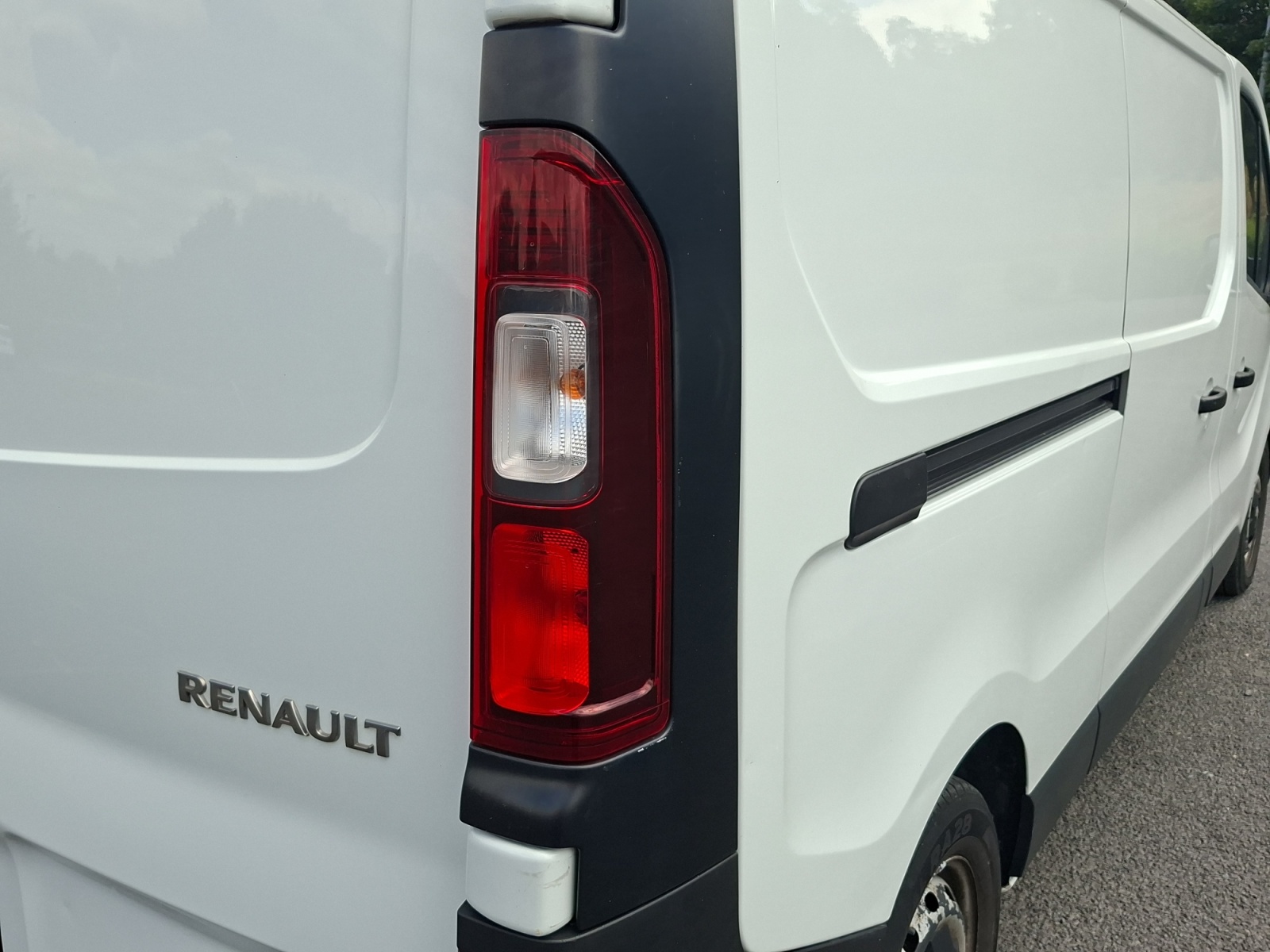 Renault Trafic Vu 21