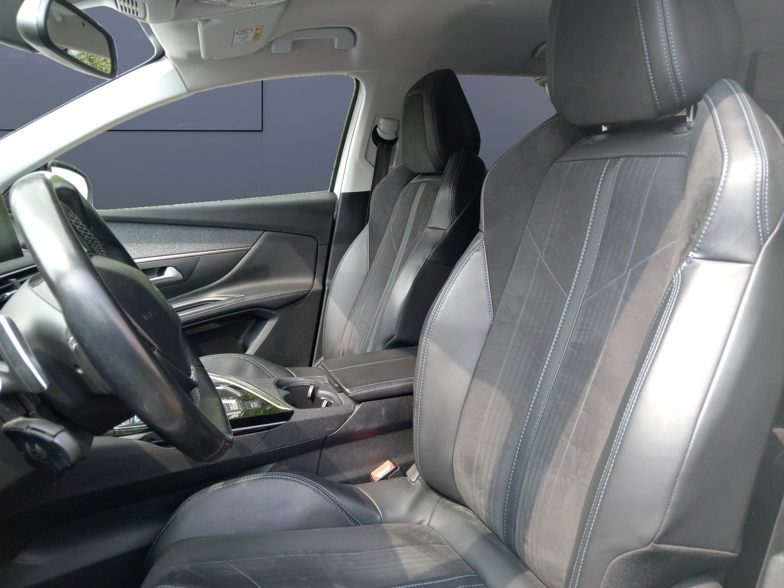 Peugeot 5008 9