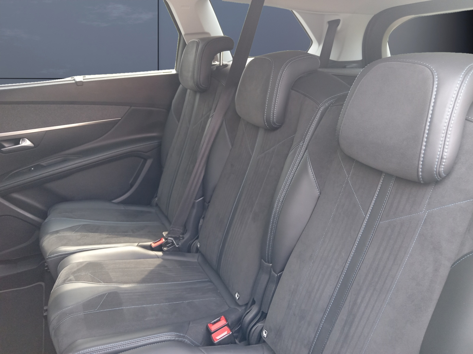 Peugeot 5008 10
