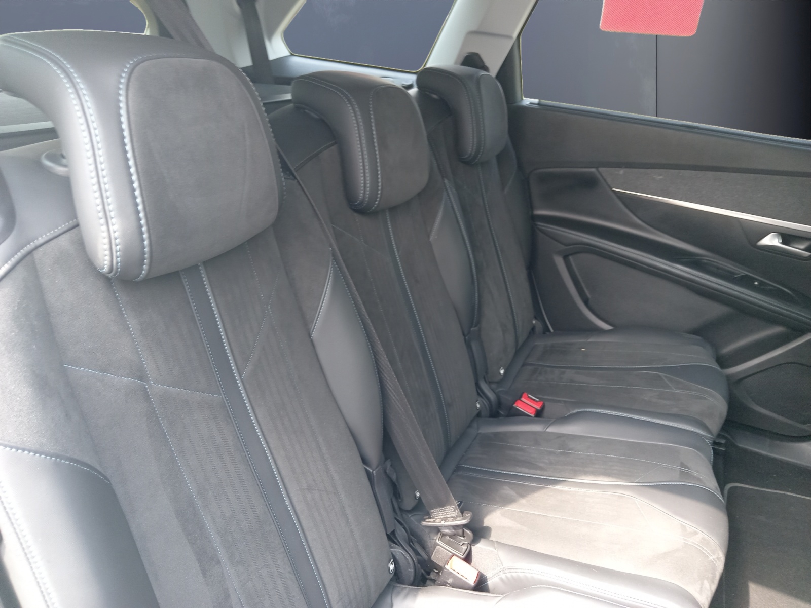 Peugeot 5008 11