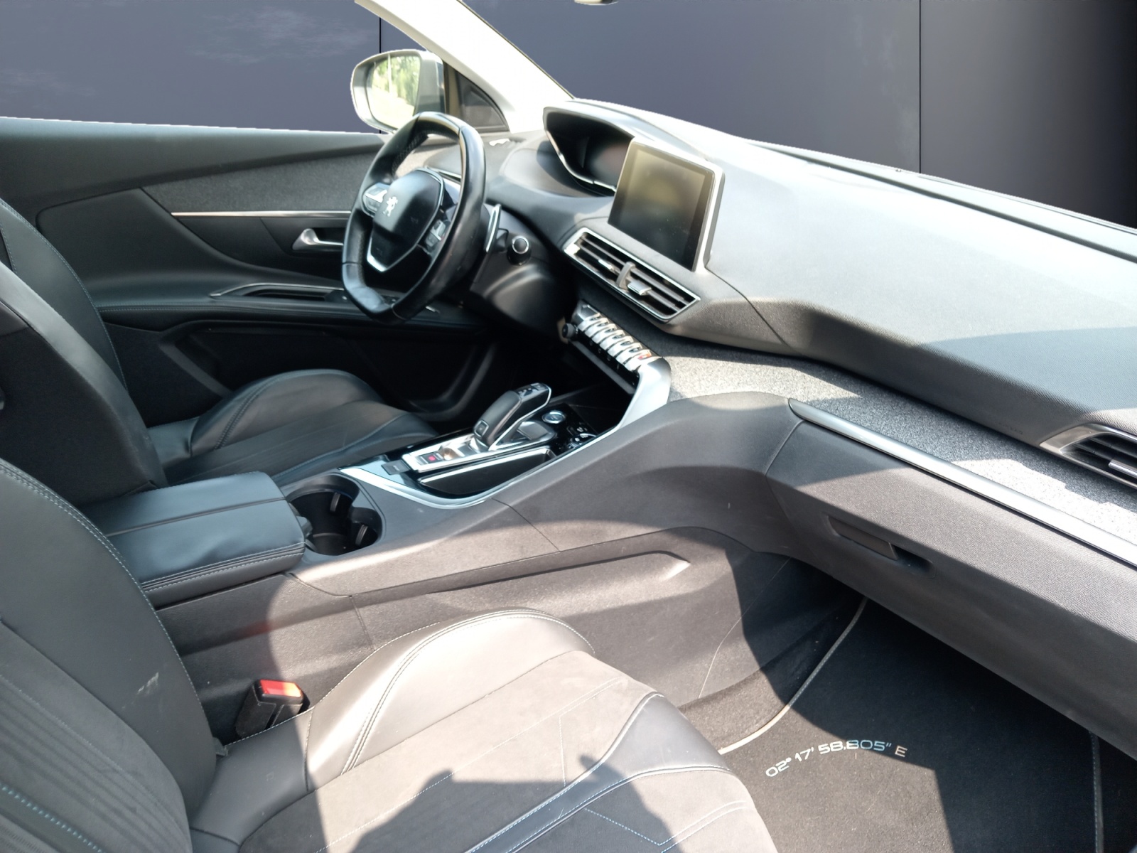 Peugeot 5008 12