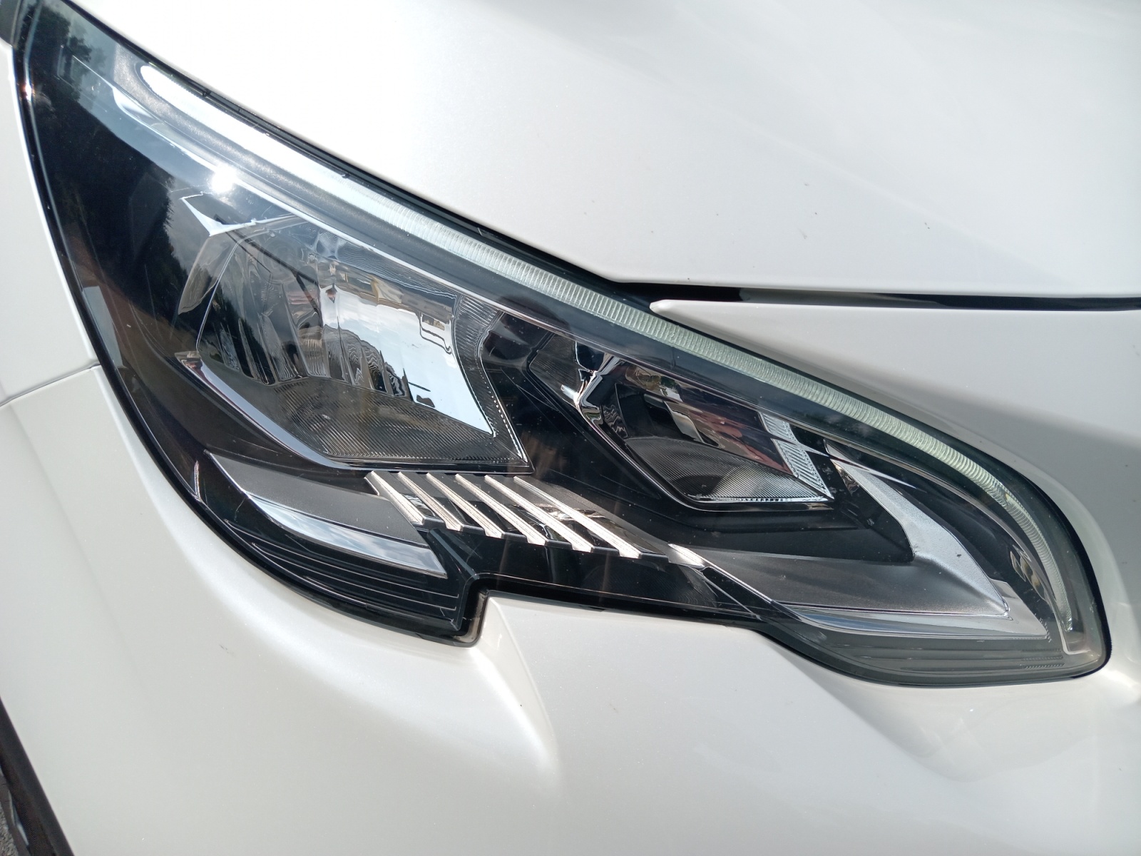 Peugeot 5008 27