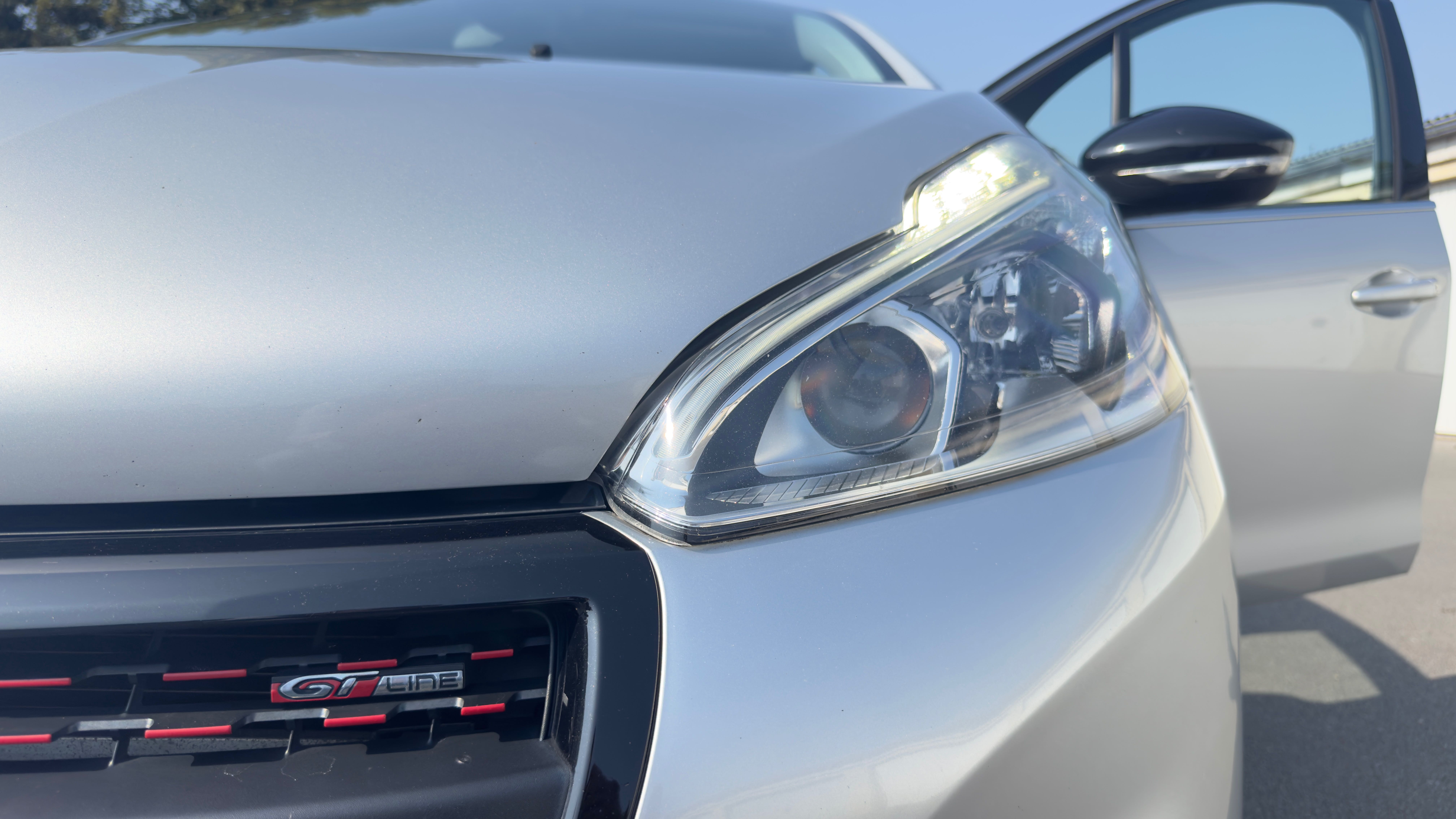 Peugeot 208 28