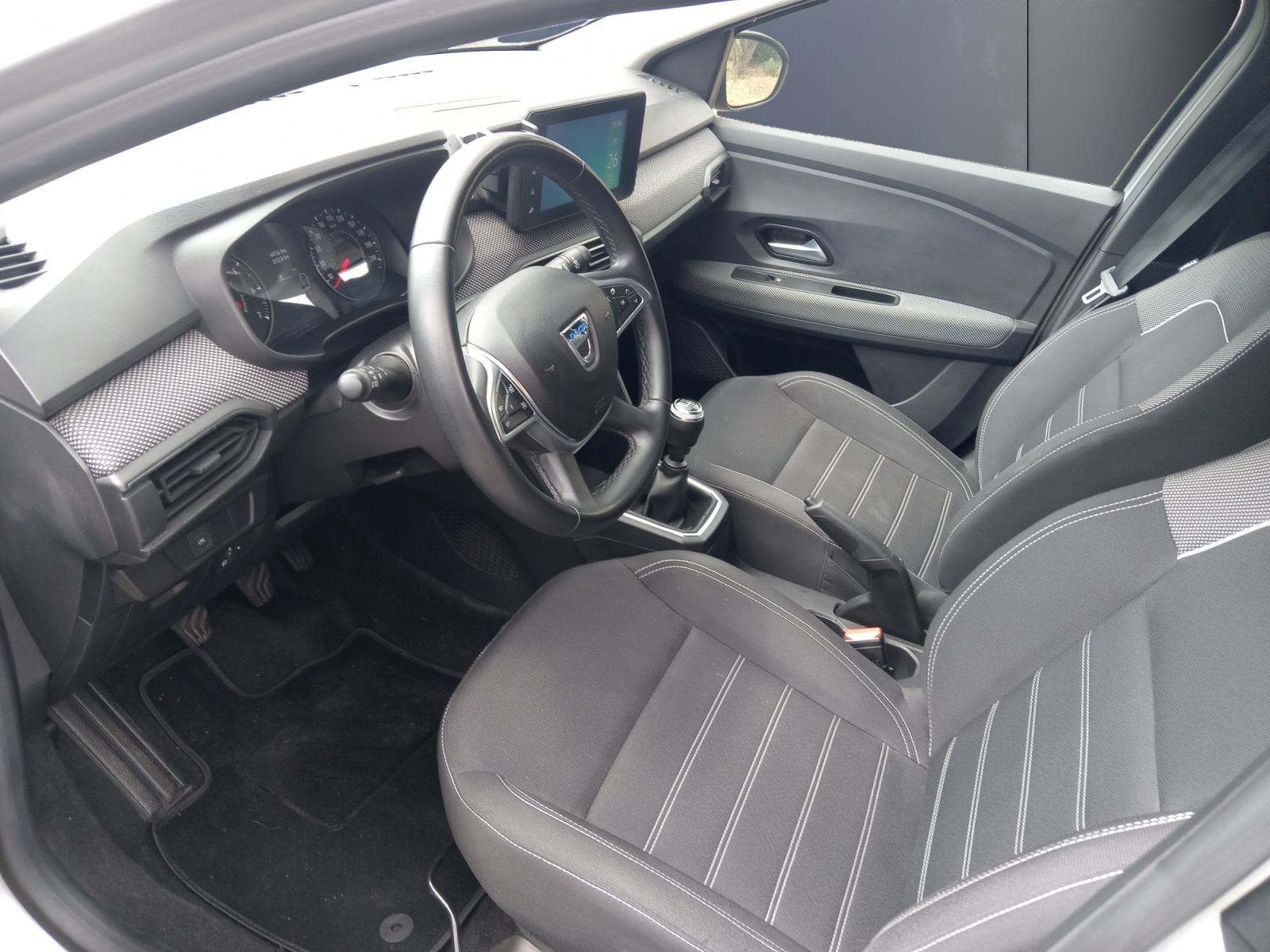Dacia Jogger 8