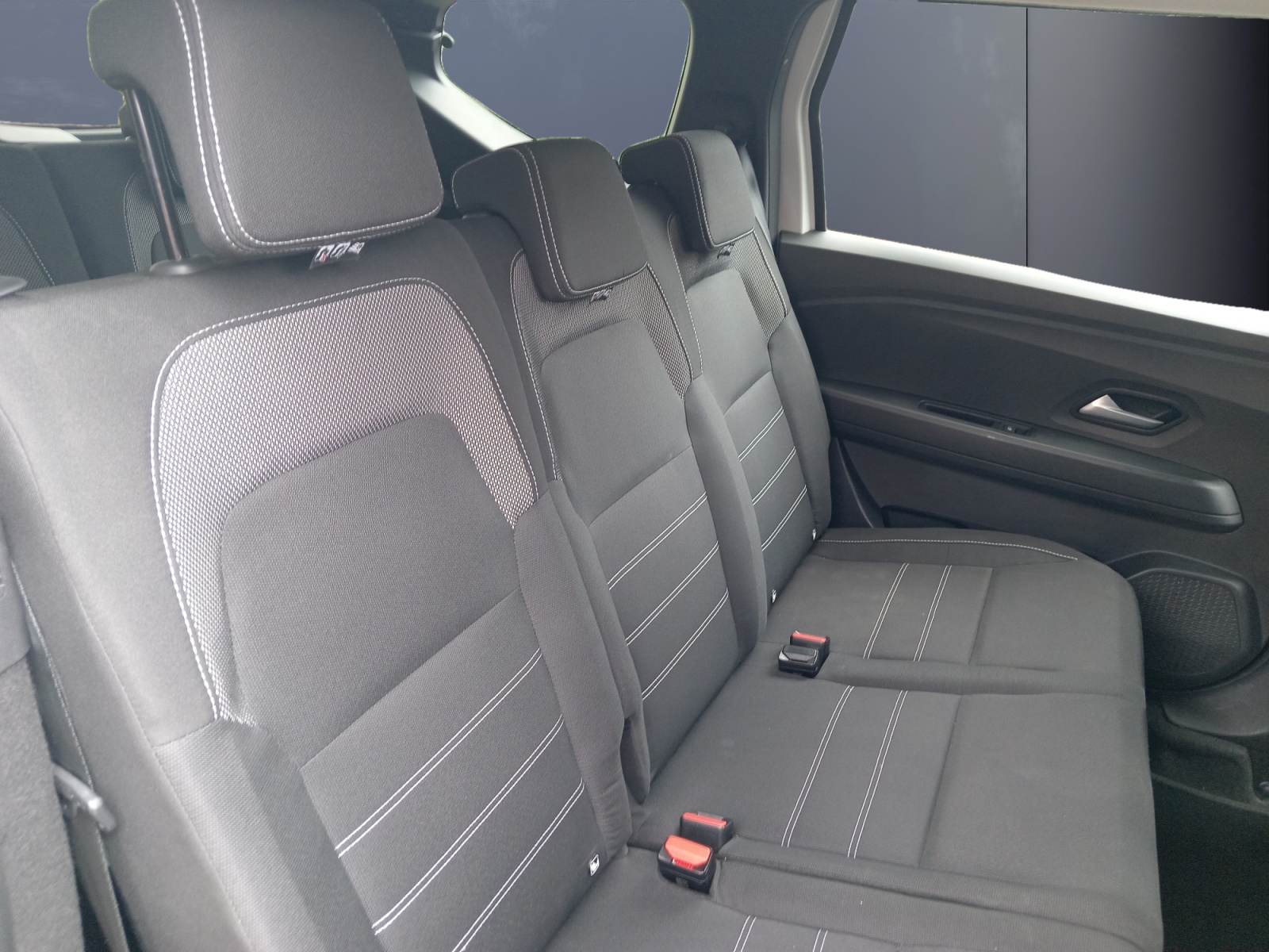 Dacia Jogger 11