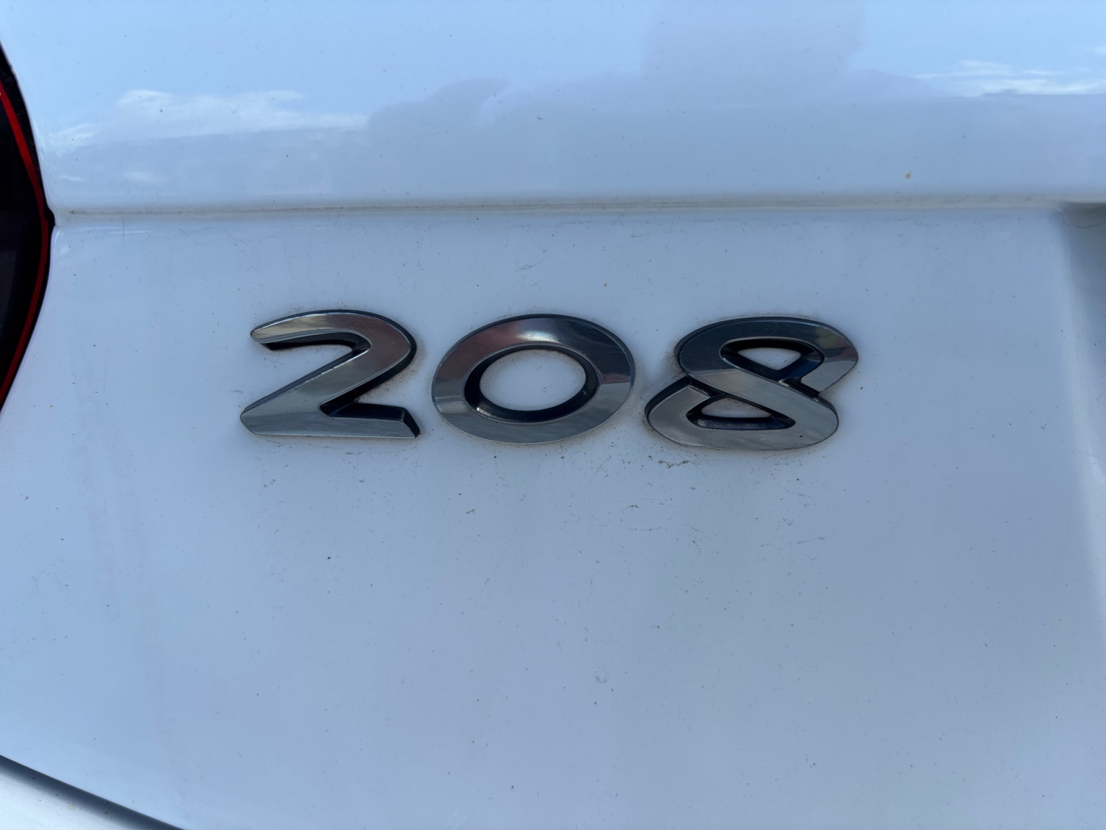 Peugeot 208 24