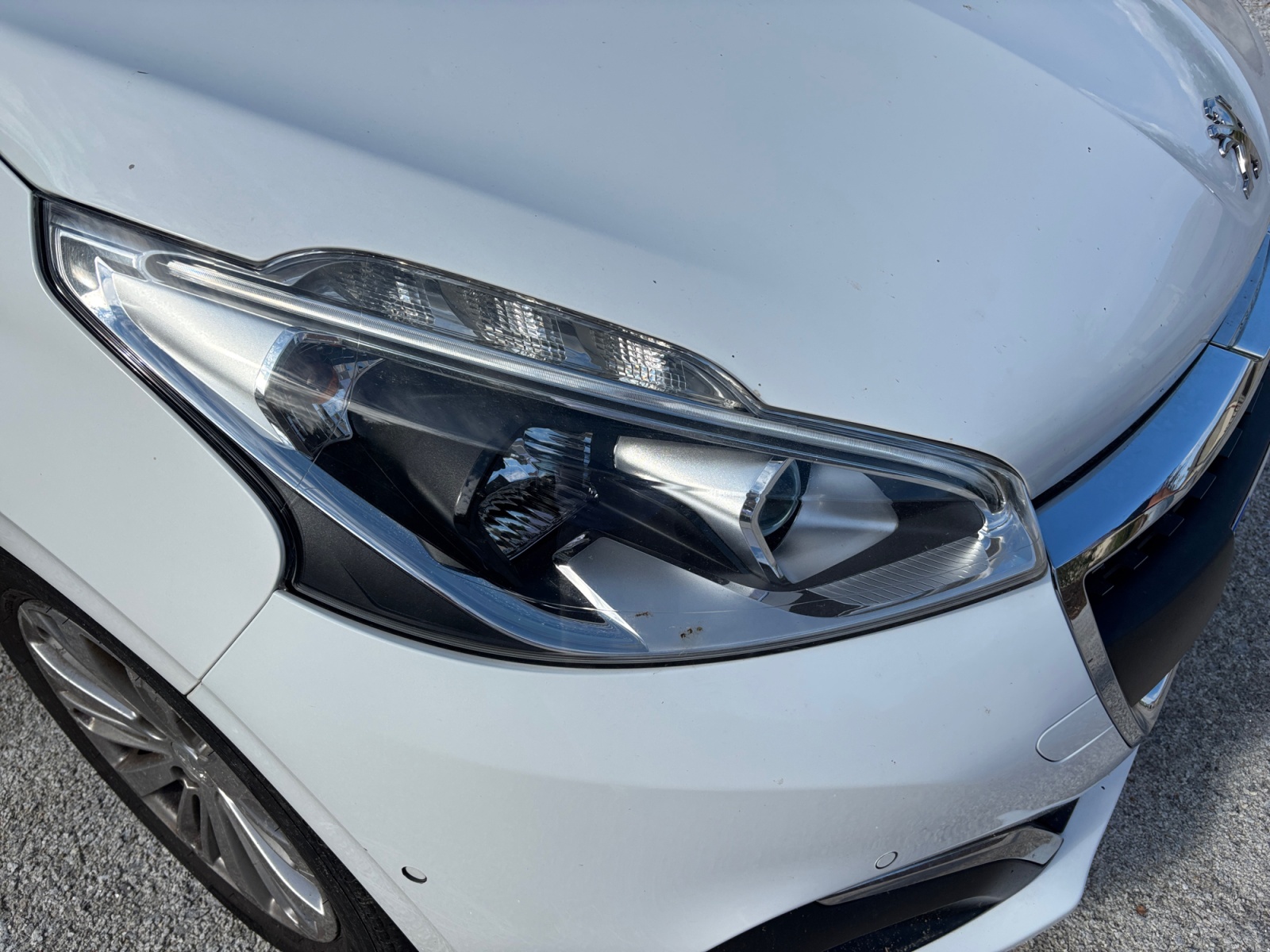 Peugeot 208 29