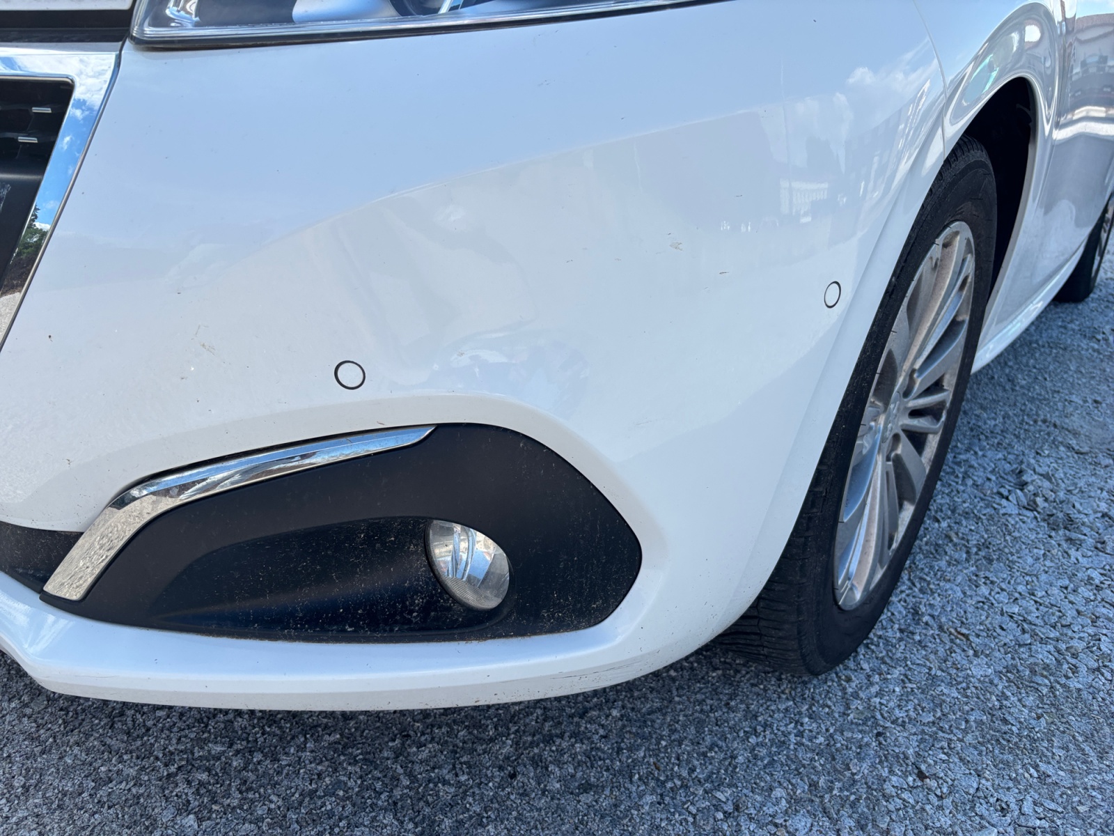 Peugeot 208 31
