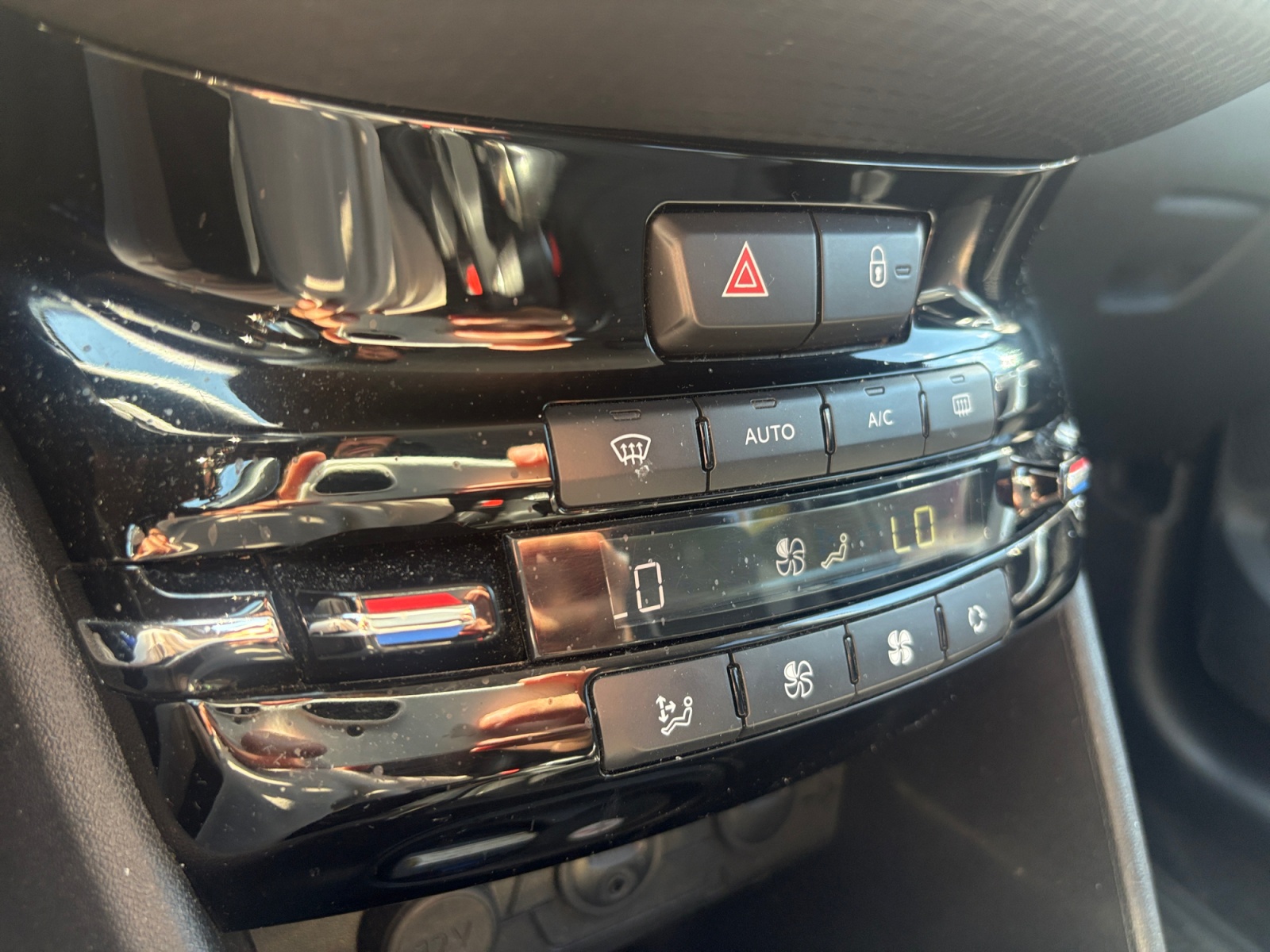 Peugeot 2008 17