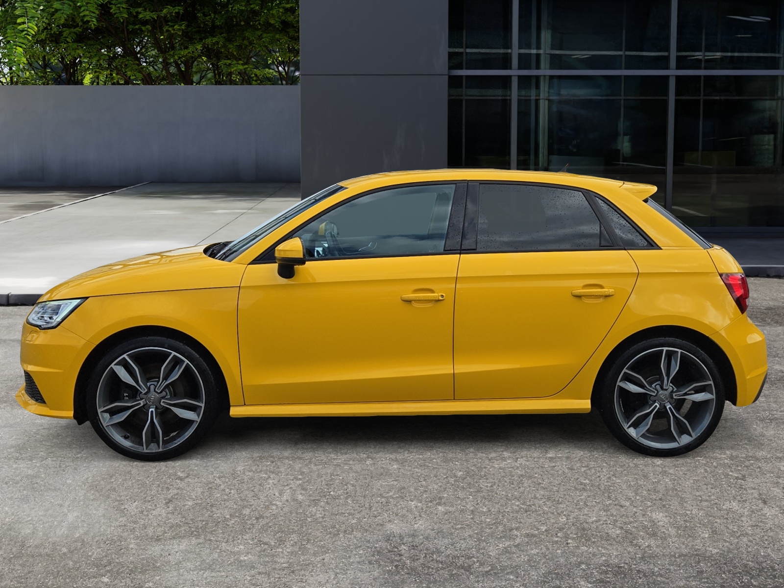 Audi S1 1