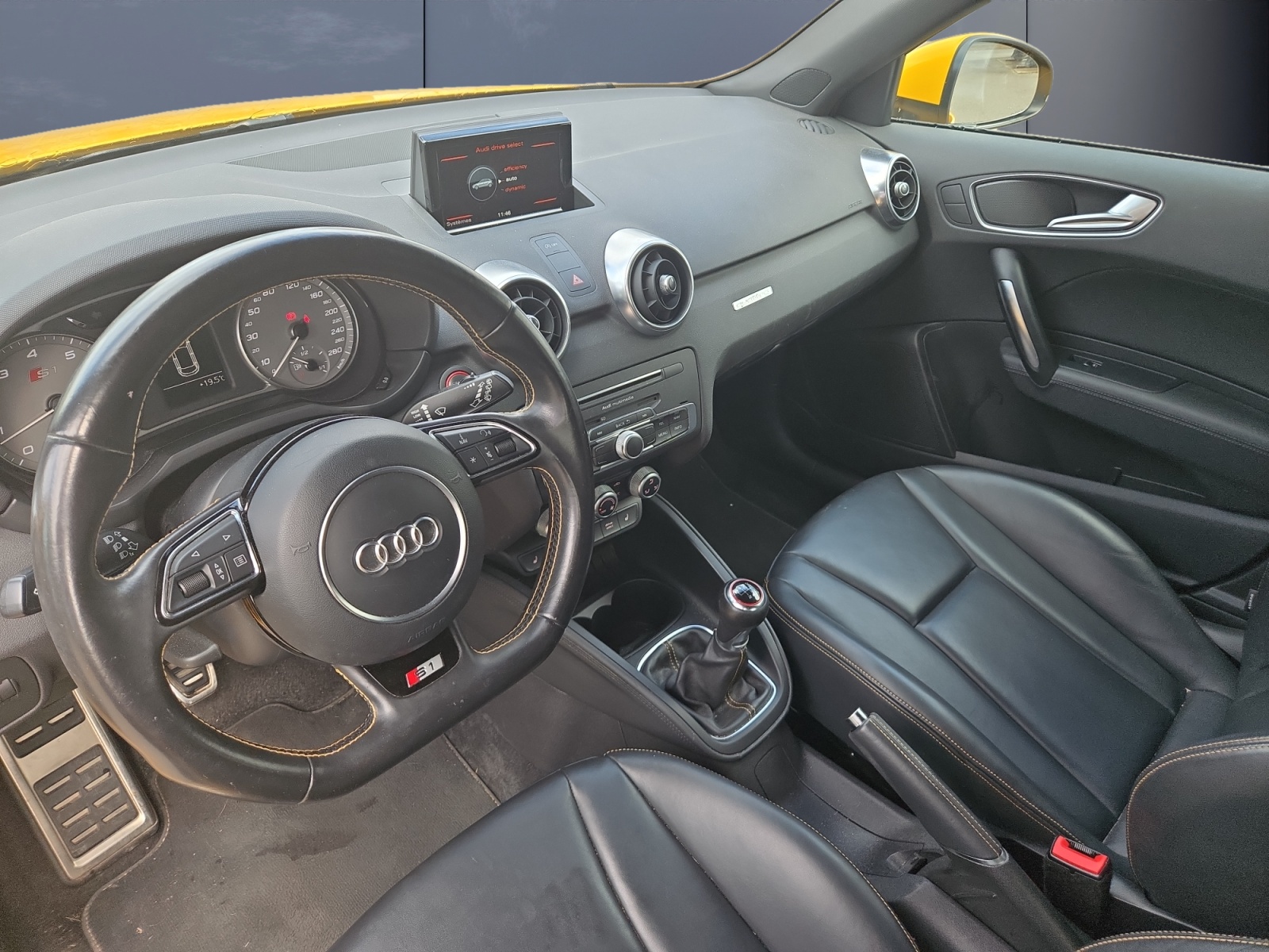 Audi S1 8