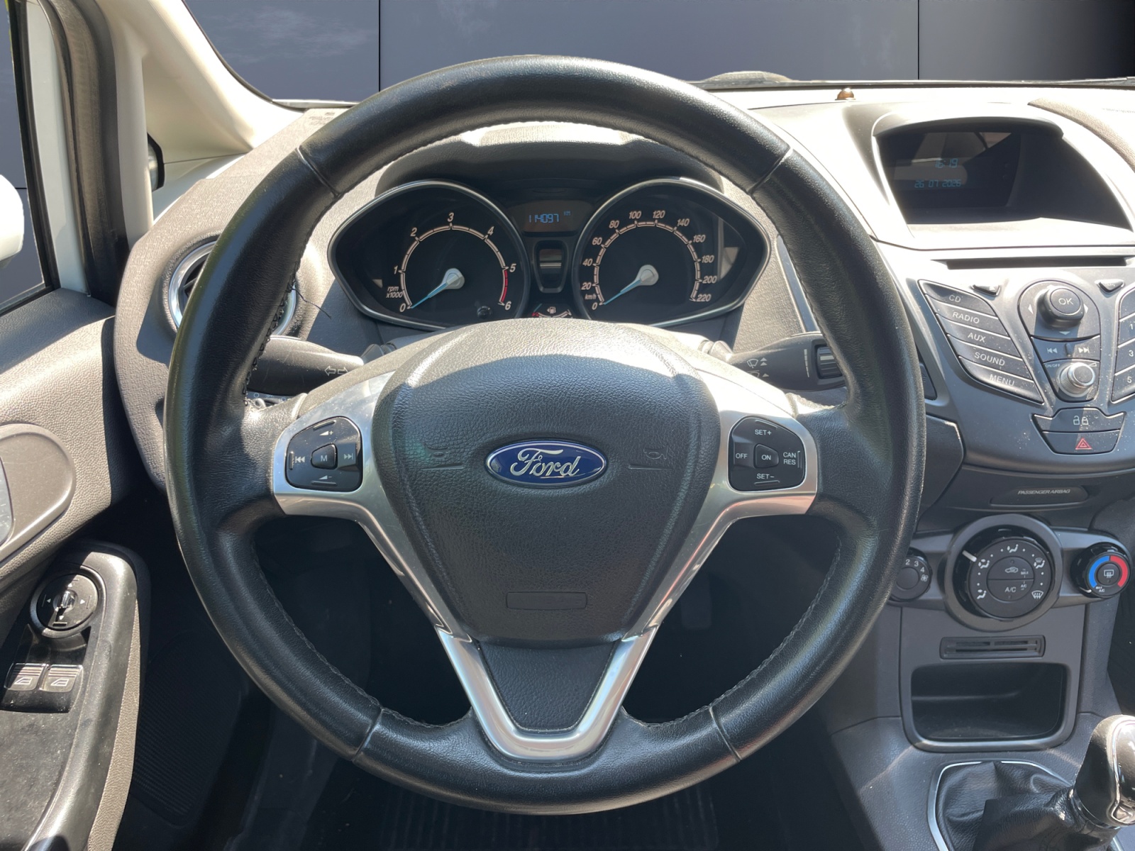Ford Fiesta 15