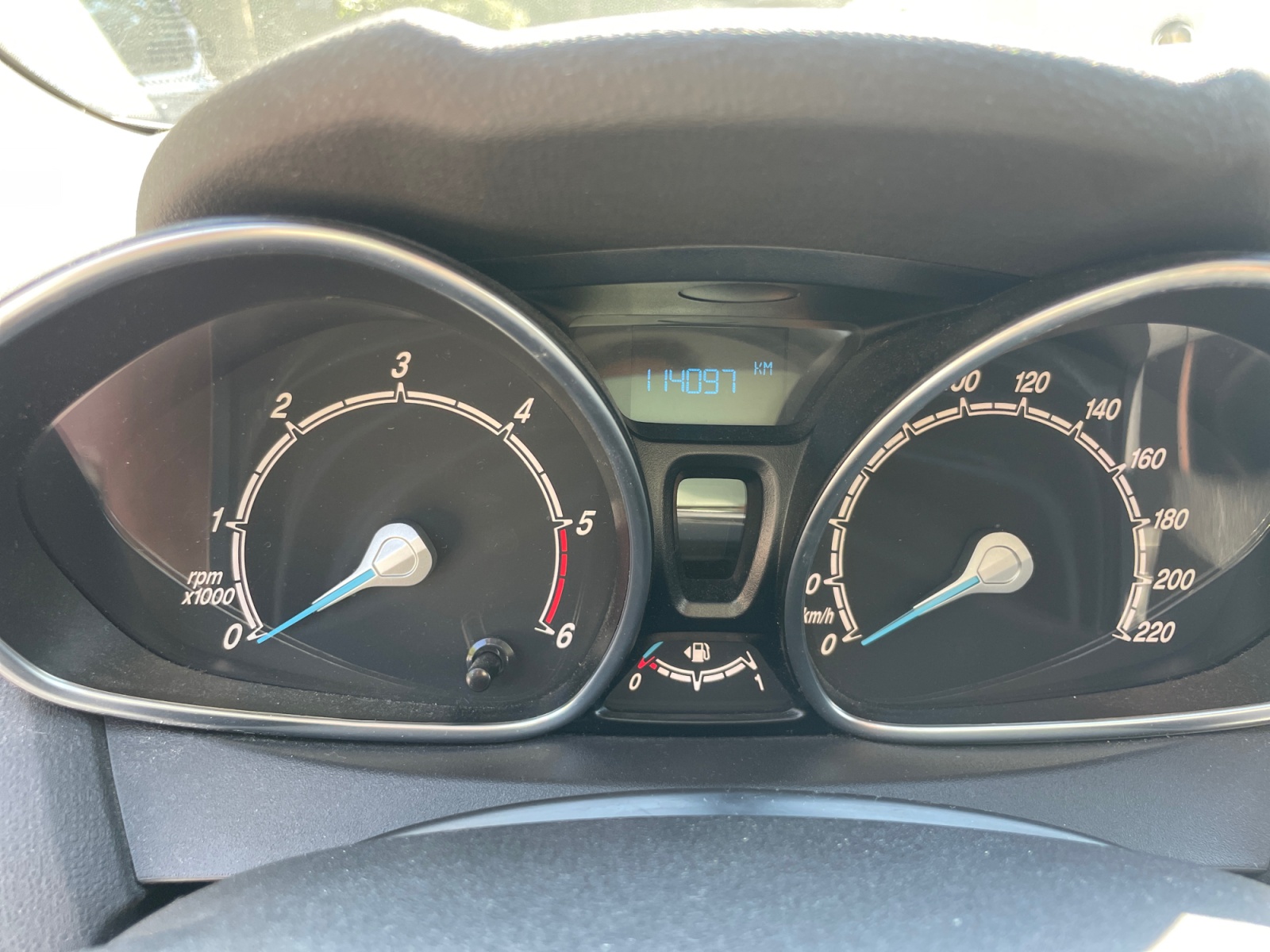 Ford Fiesta 16