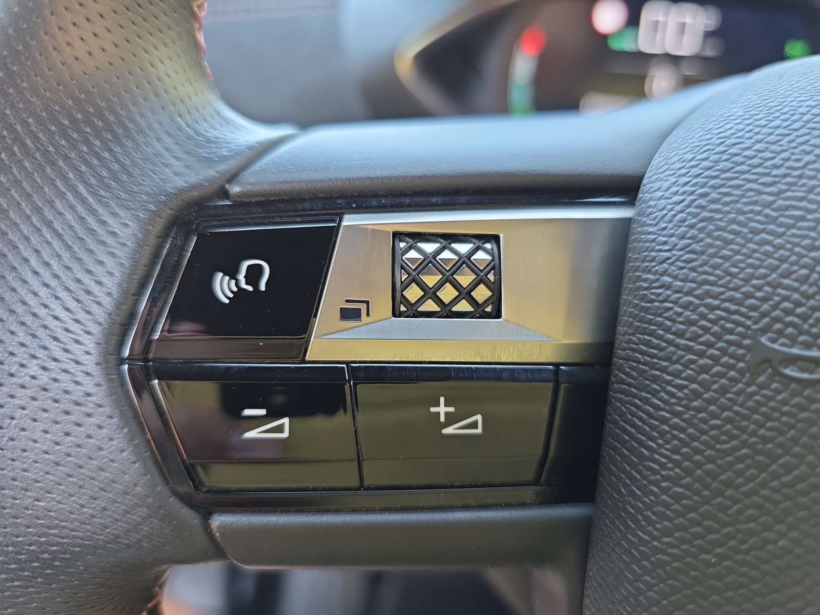 Ds Automobiles Ds3 32