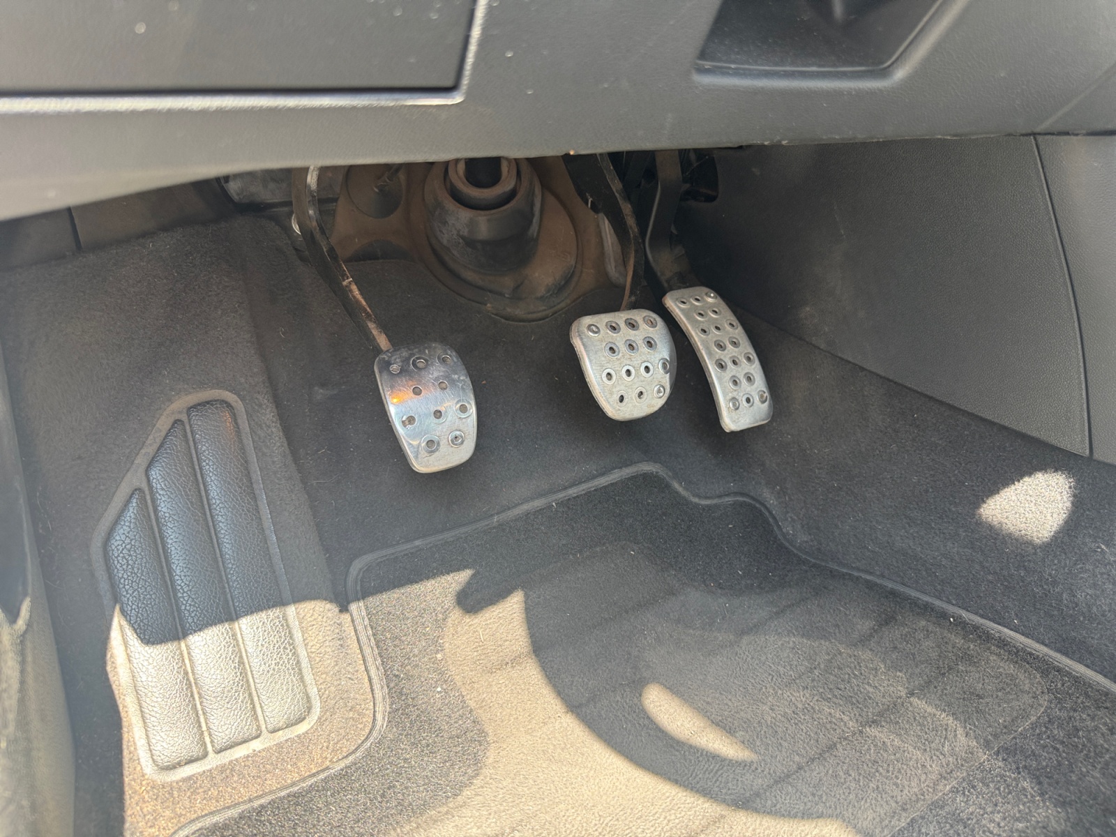 Renault Laguna 25