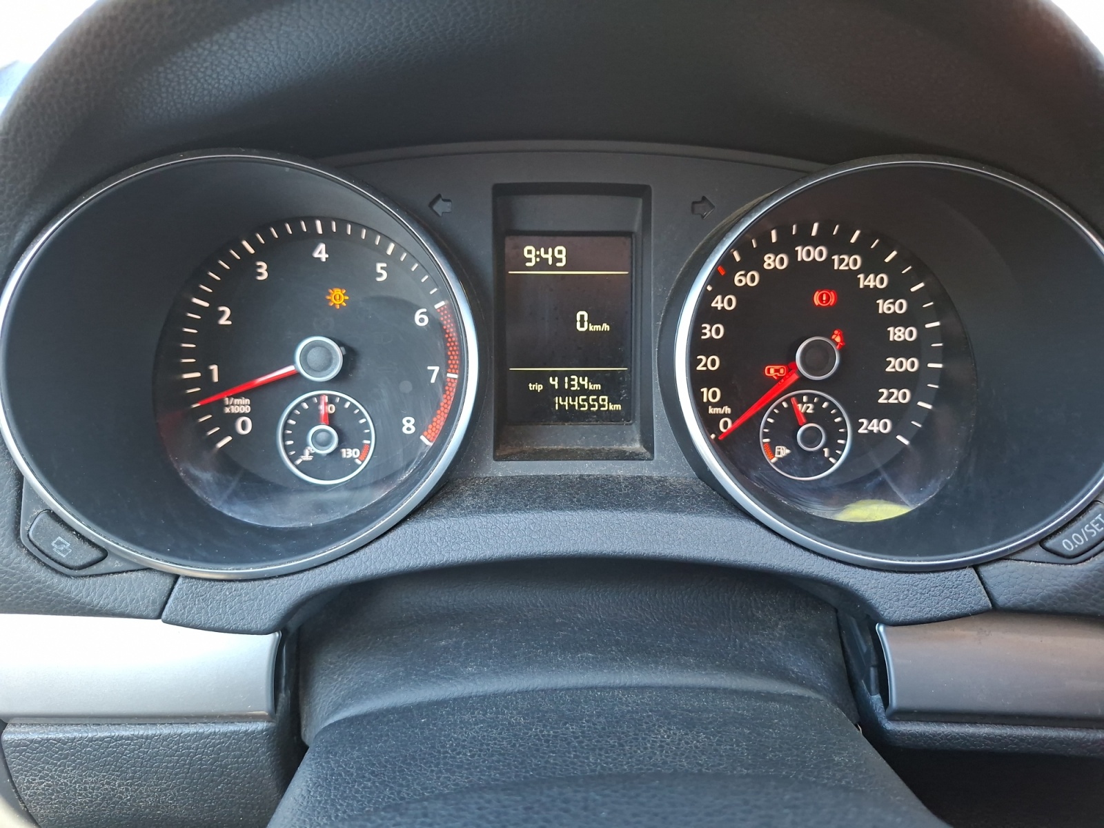 Volkswagen Golf 16