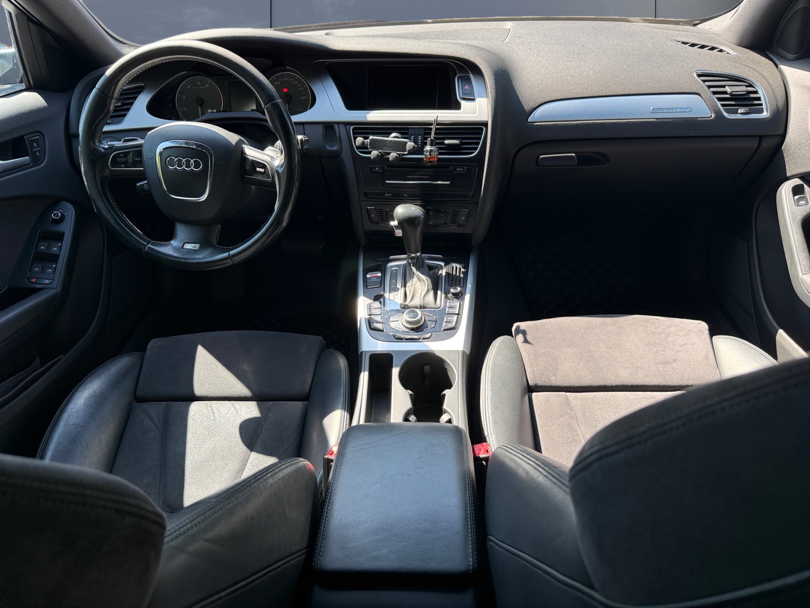Audi S4 14