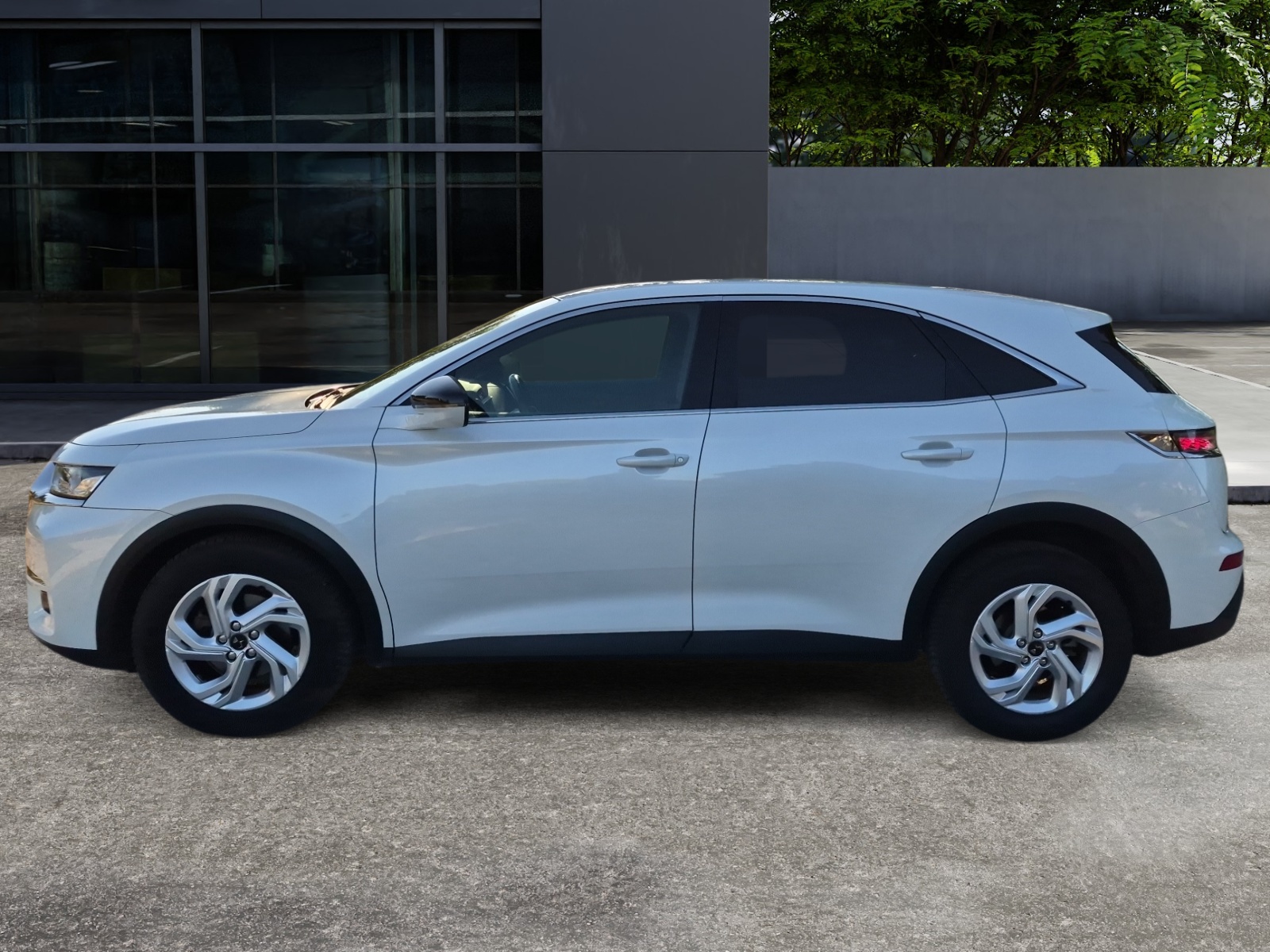 Ds Automobiles Ds 7 1