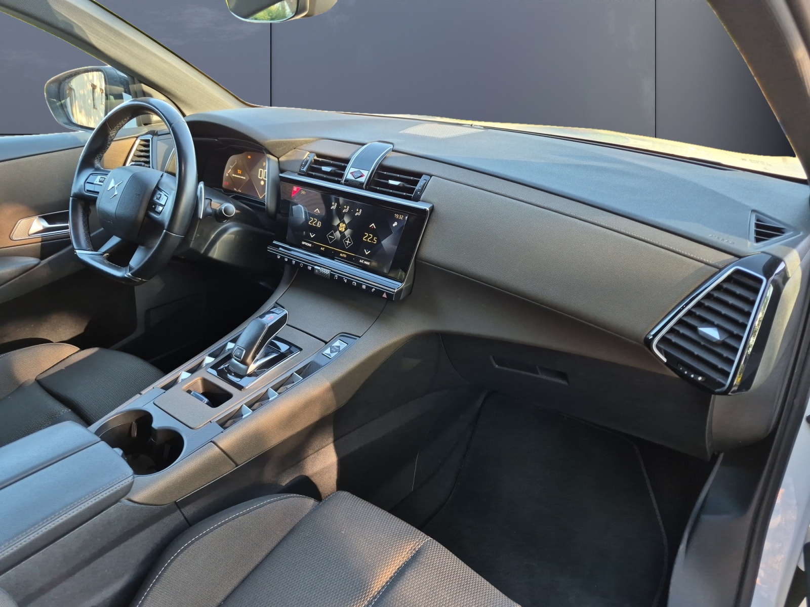 Ds Automobiles Ds 7 12