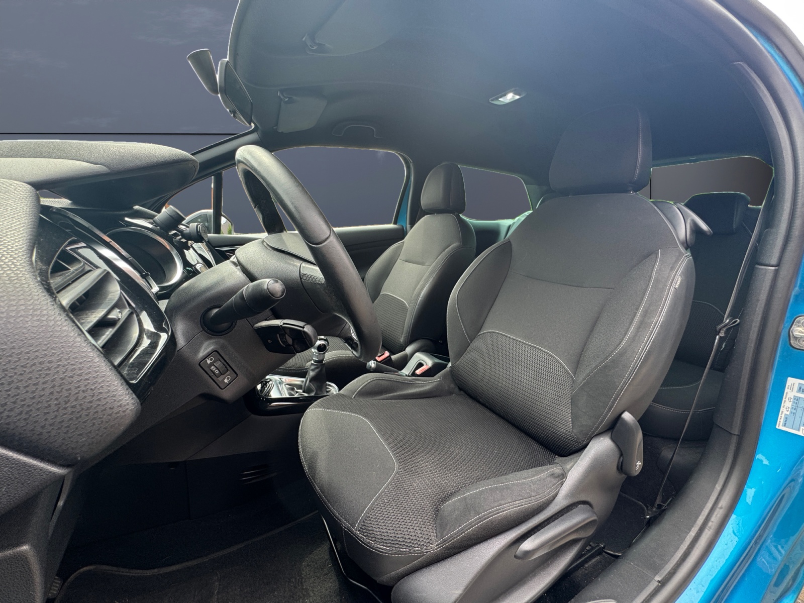 Ds Automobiles Ds3 9
