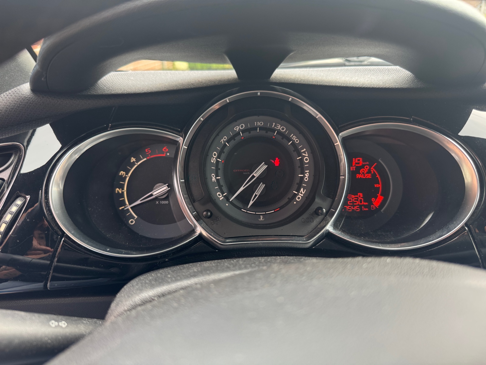 Ds Automobiles Ds3 16