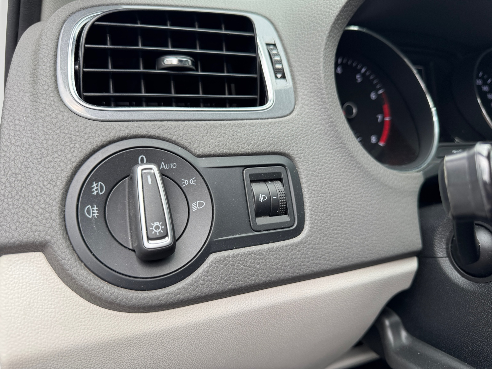 Volkswagen Polo 19