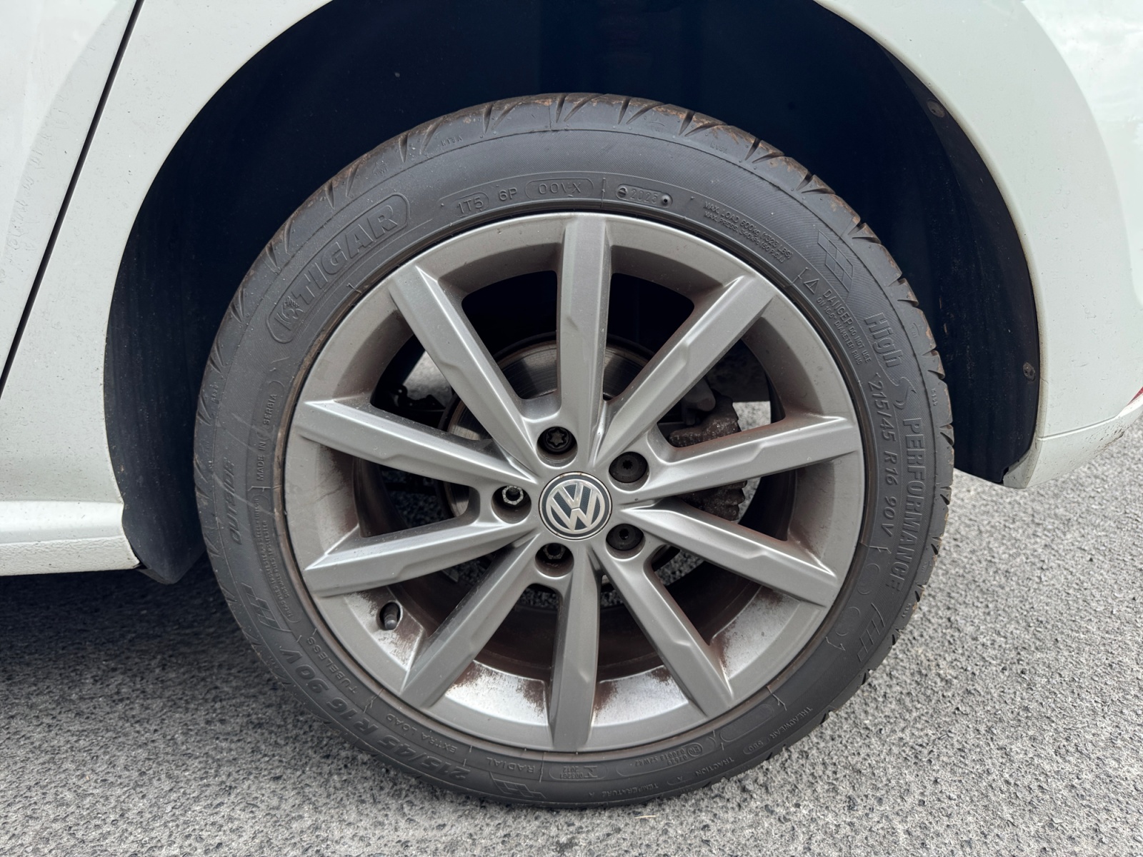 Volkswagen Polo 35
