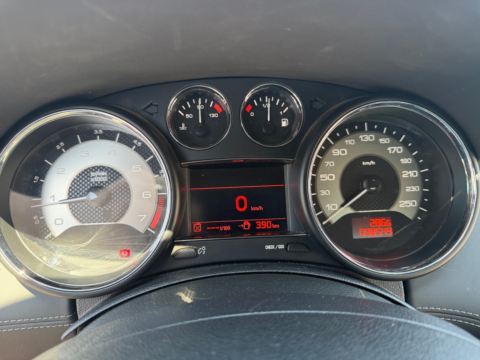 Peugeot RCZ 16