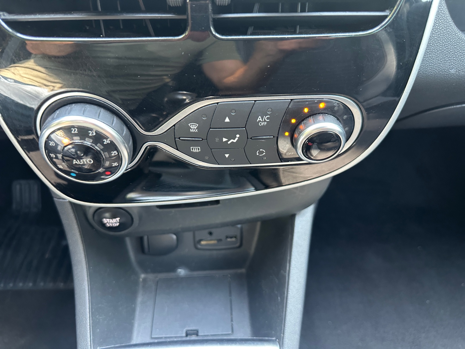 Renault Clio 23