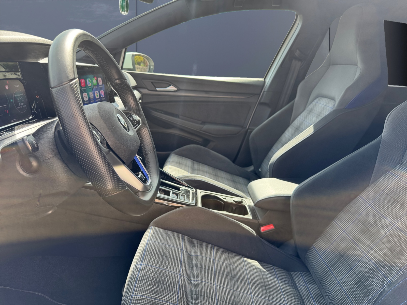 Volkswagen Golf 9