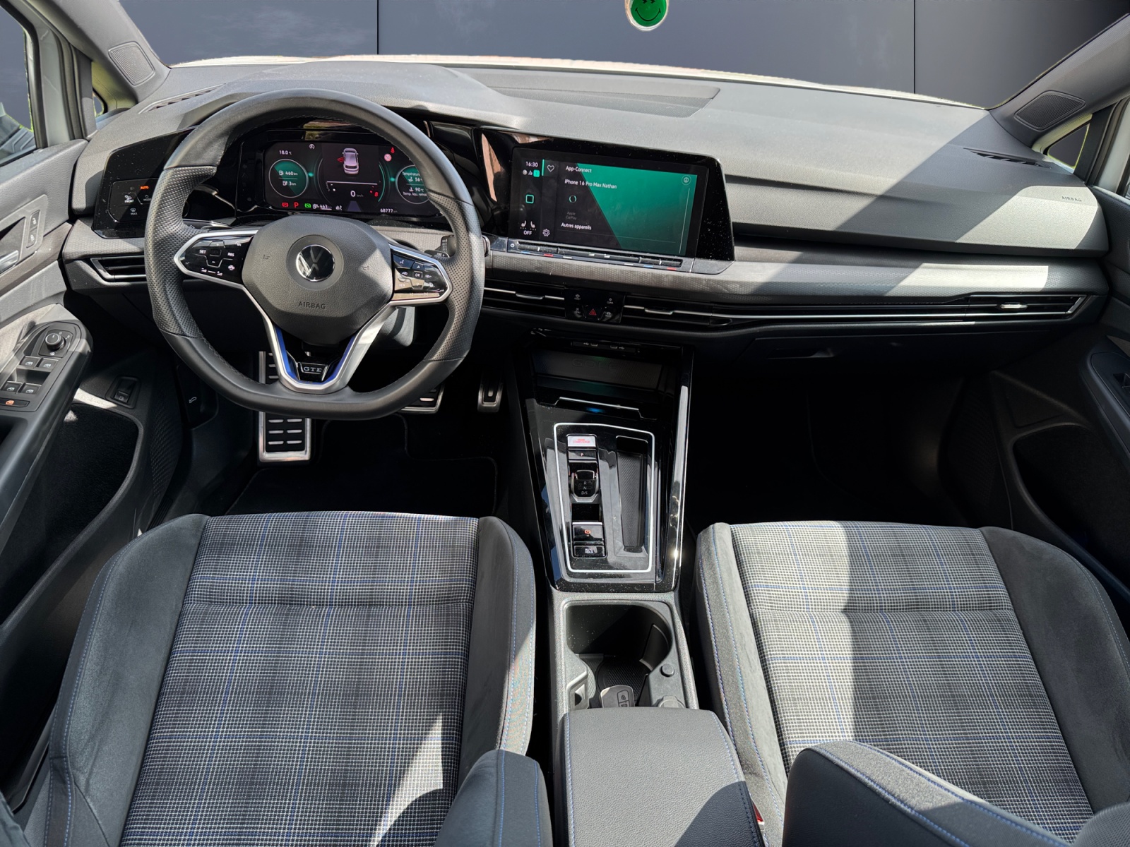 Volkswagen Golf 14