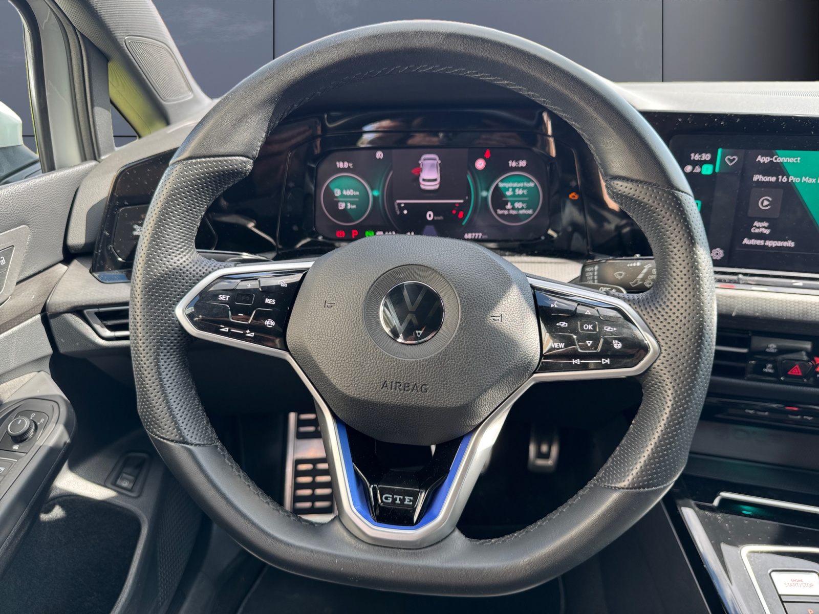 Volkswagen Golf 15