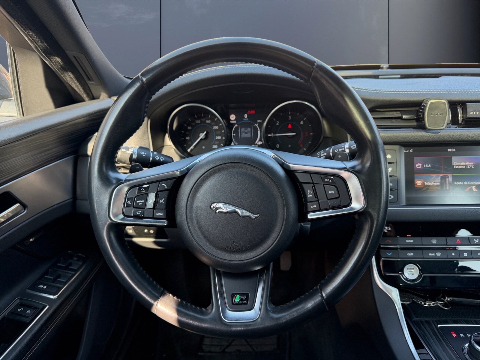 Jaguar Xf 15