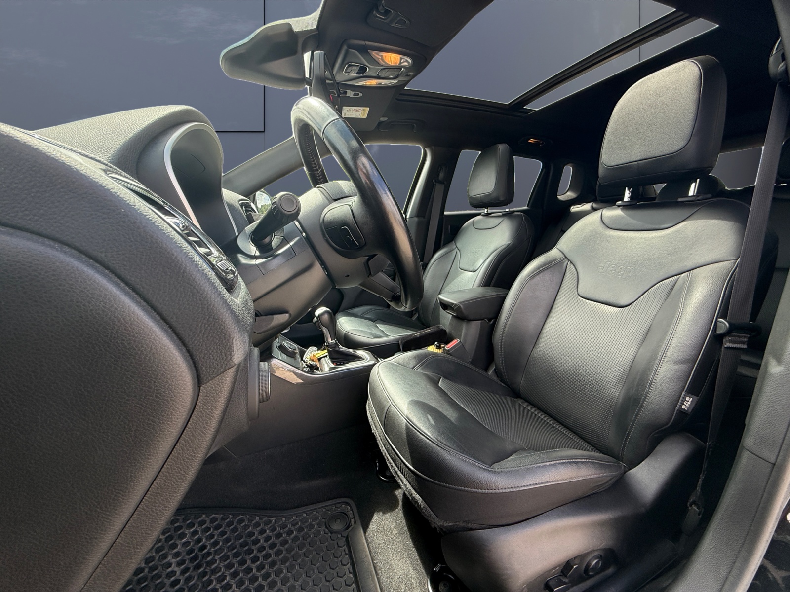 Jeep Compass 9