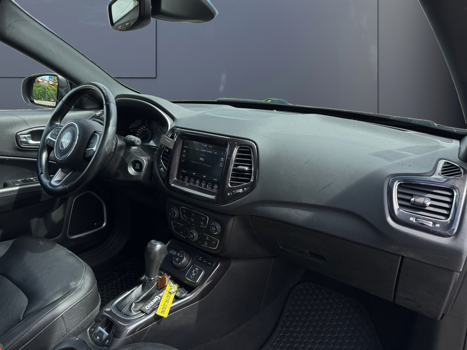 Jeep Compass 12