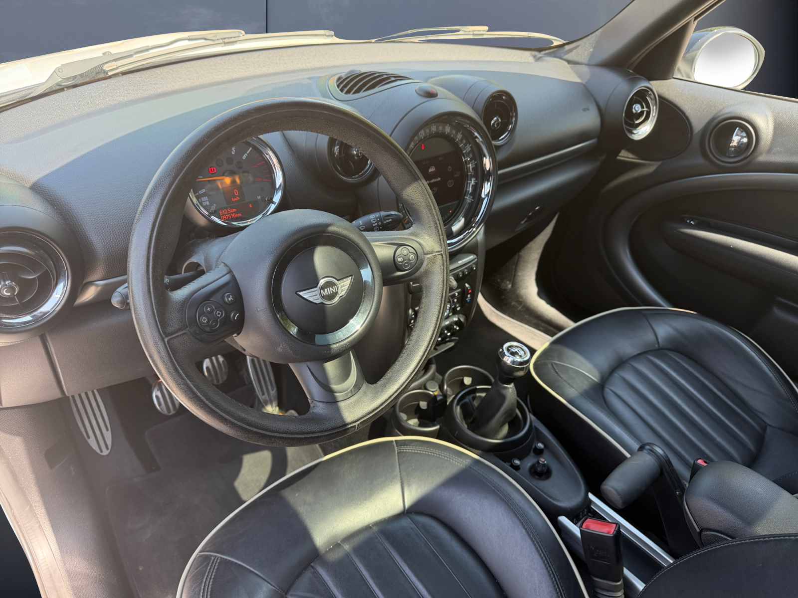 Mini Countryman 8