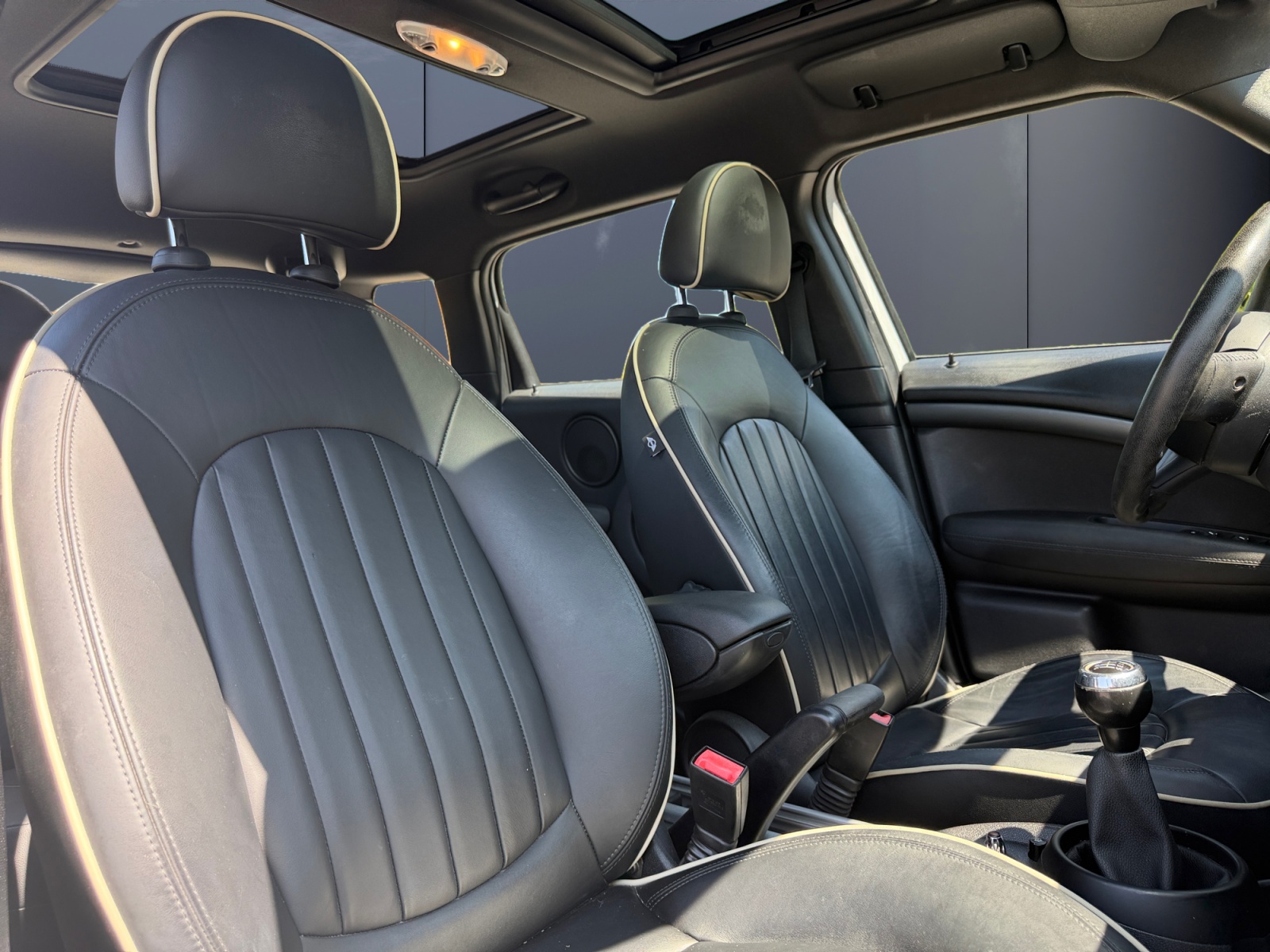 Mini Countryman 13