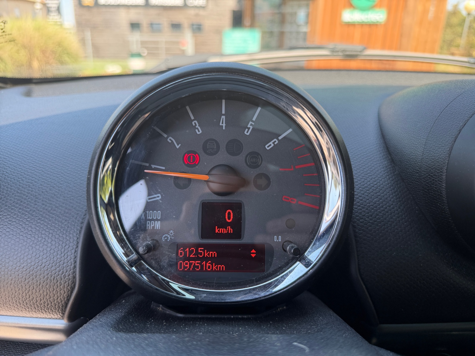Mini Countryman 16