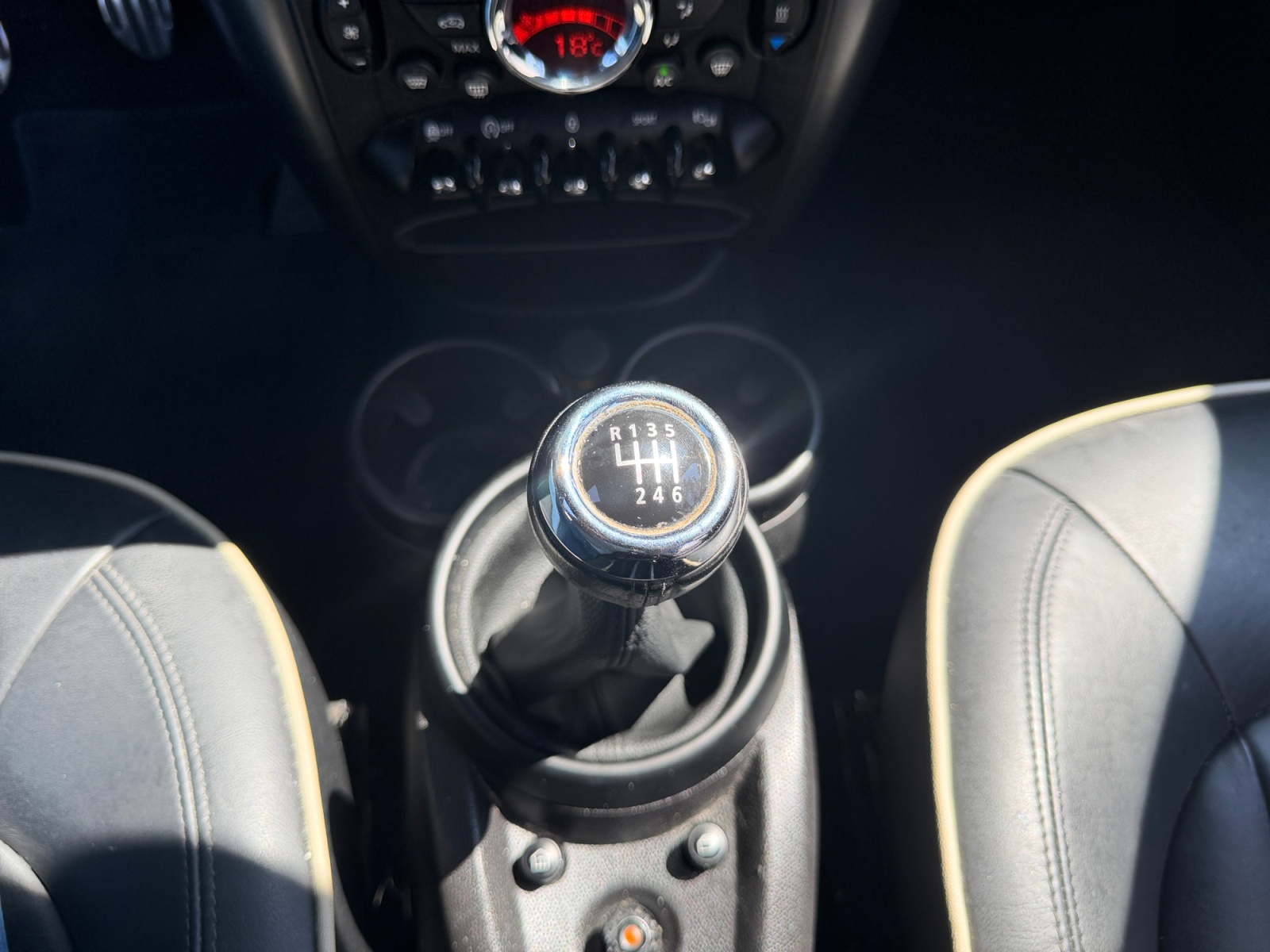 Mini Countryman 21