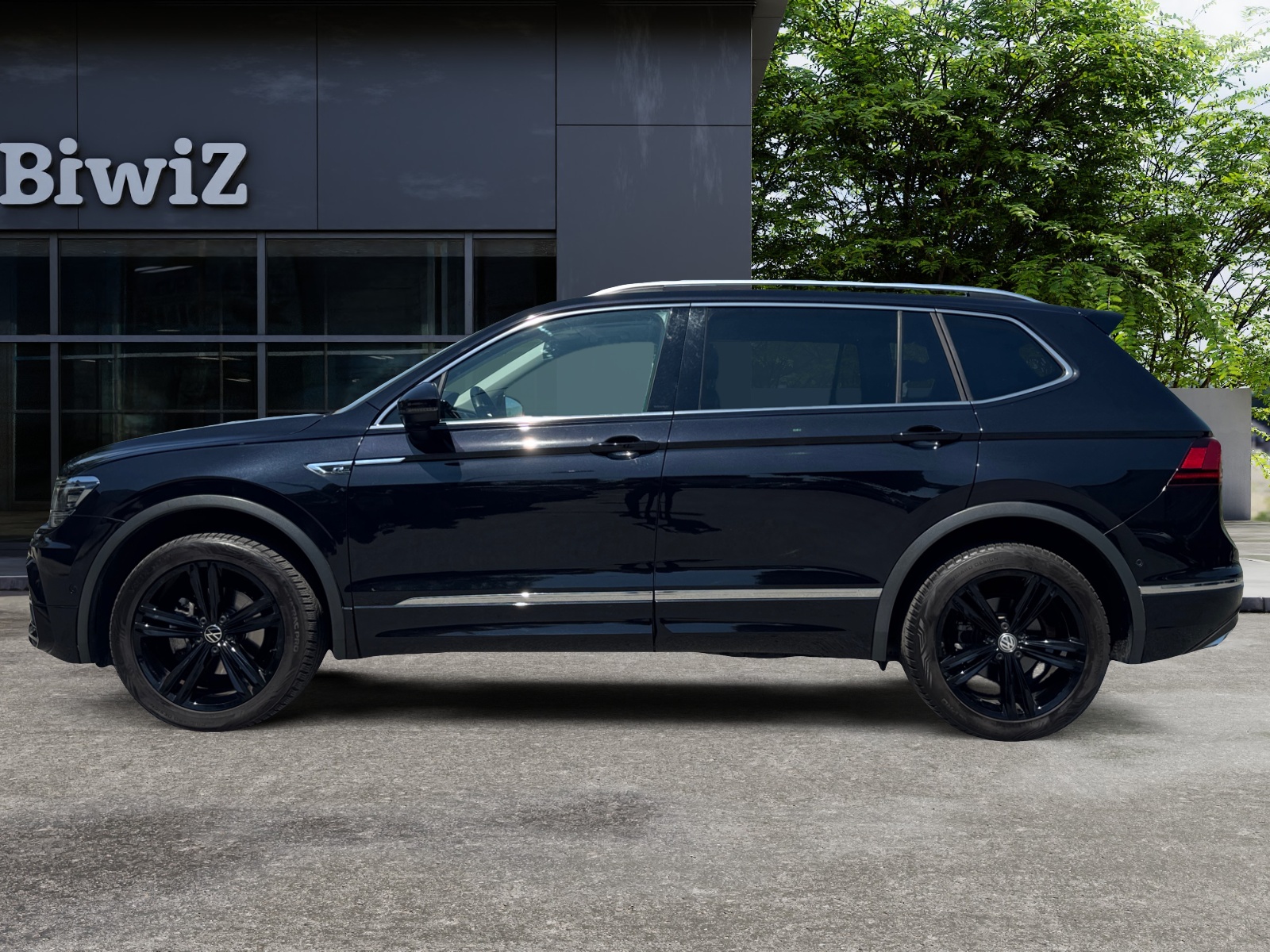 Volkswagen Tiguan 1