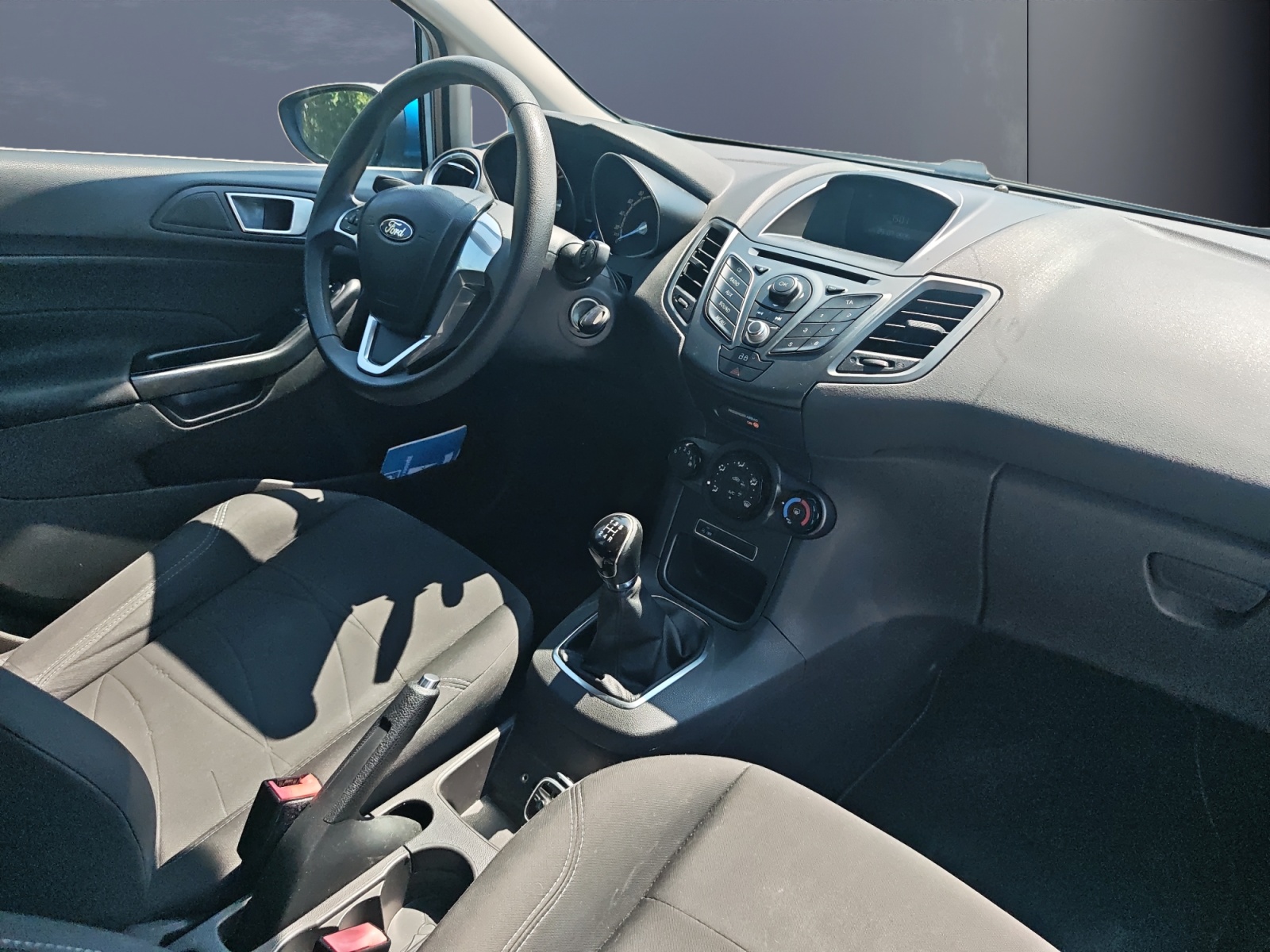 Ford Fiesta 12