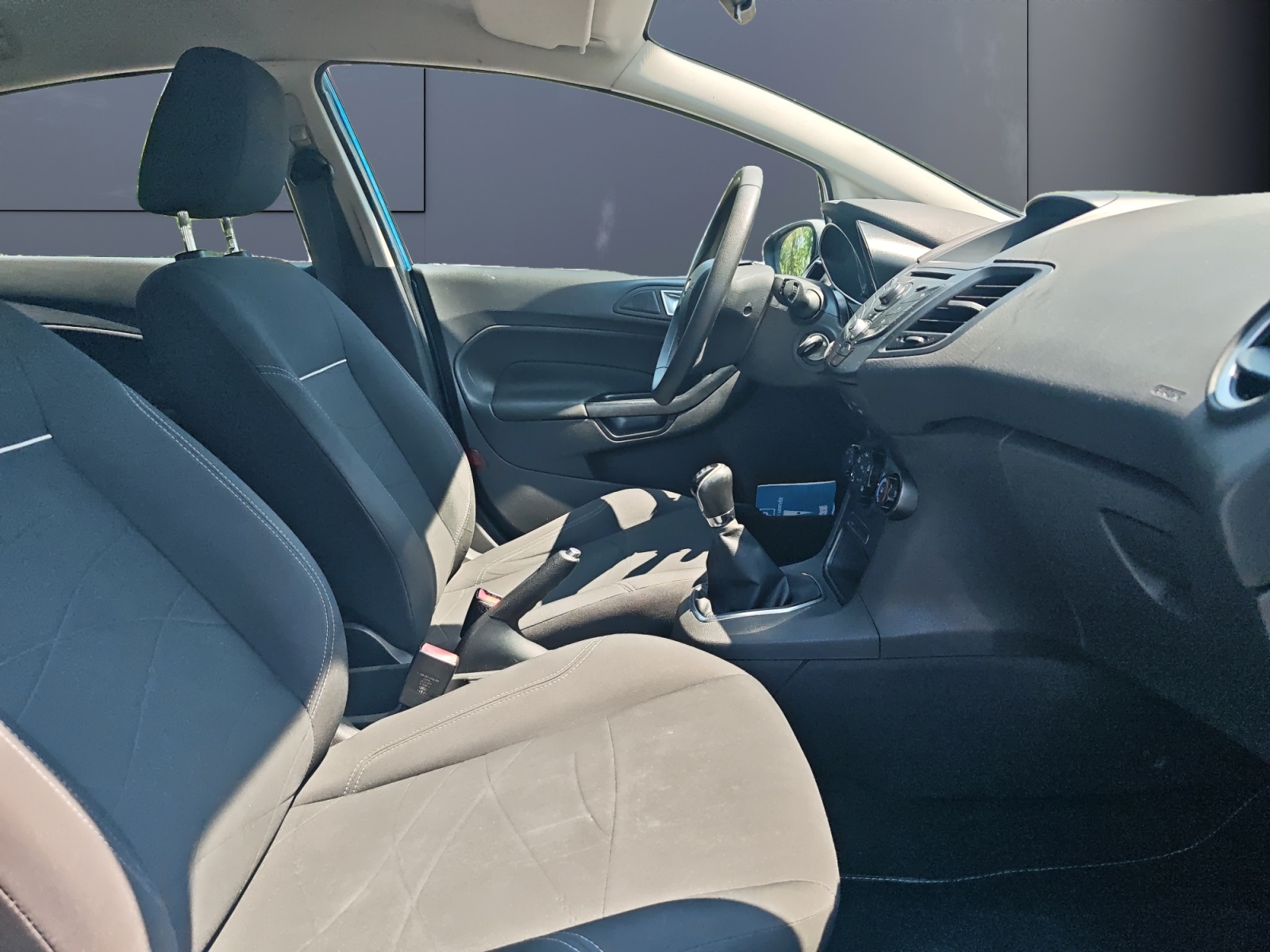 Ford Fiesta 13