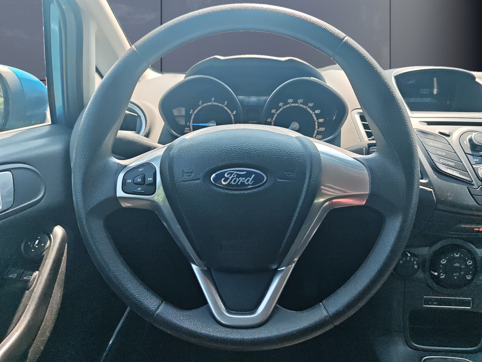 Ford Fiesta 15